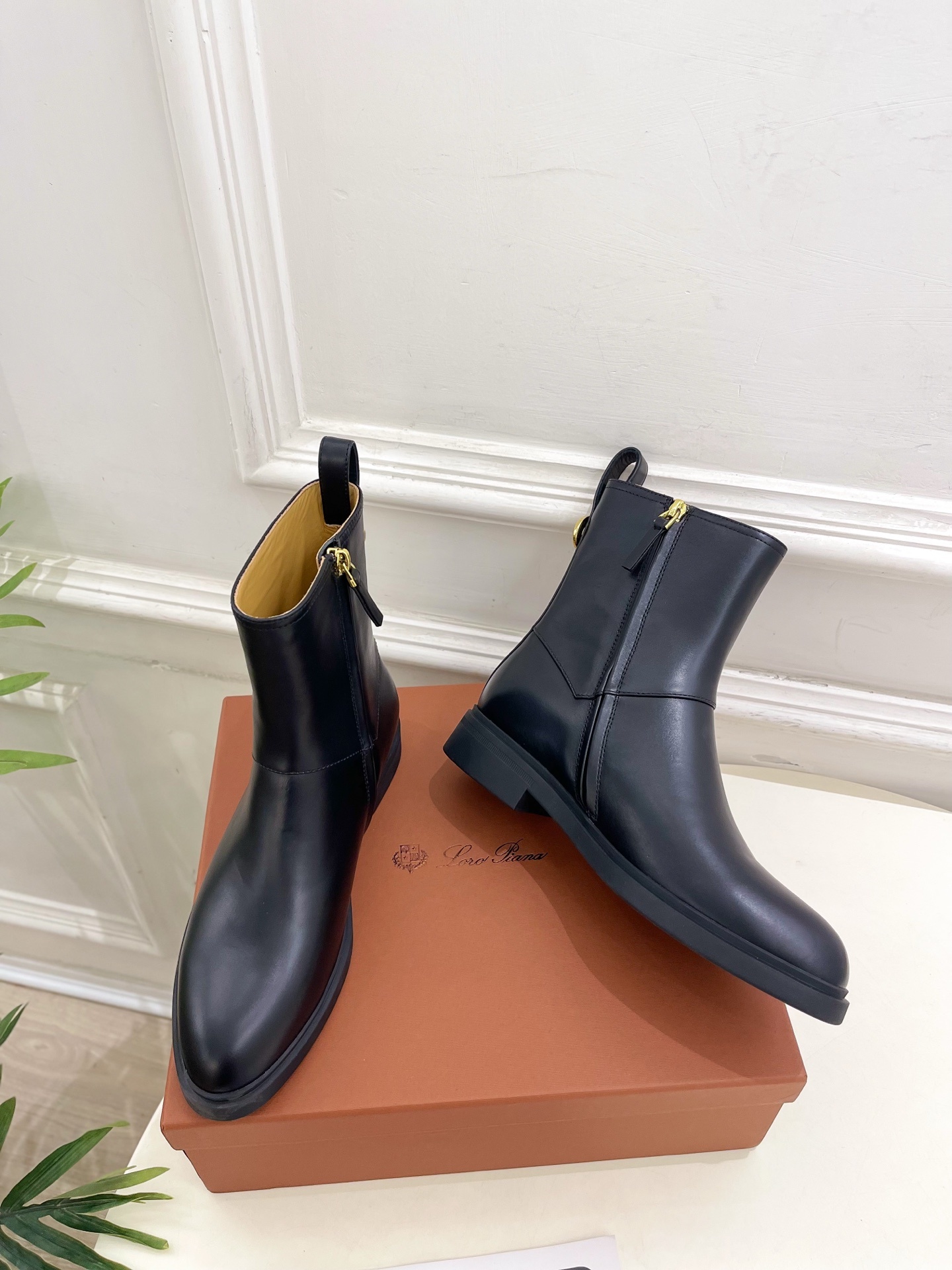 Loro Piana 乐悠翩雅 代购级别⚠️2025秋冬新品 复古简约内拉链短靴—————————