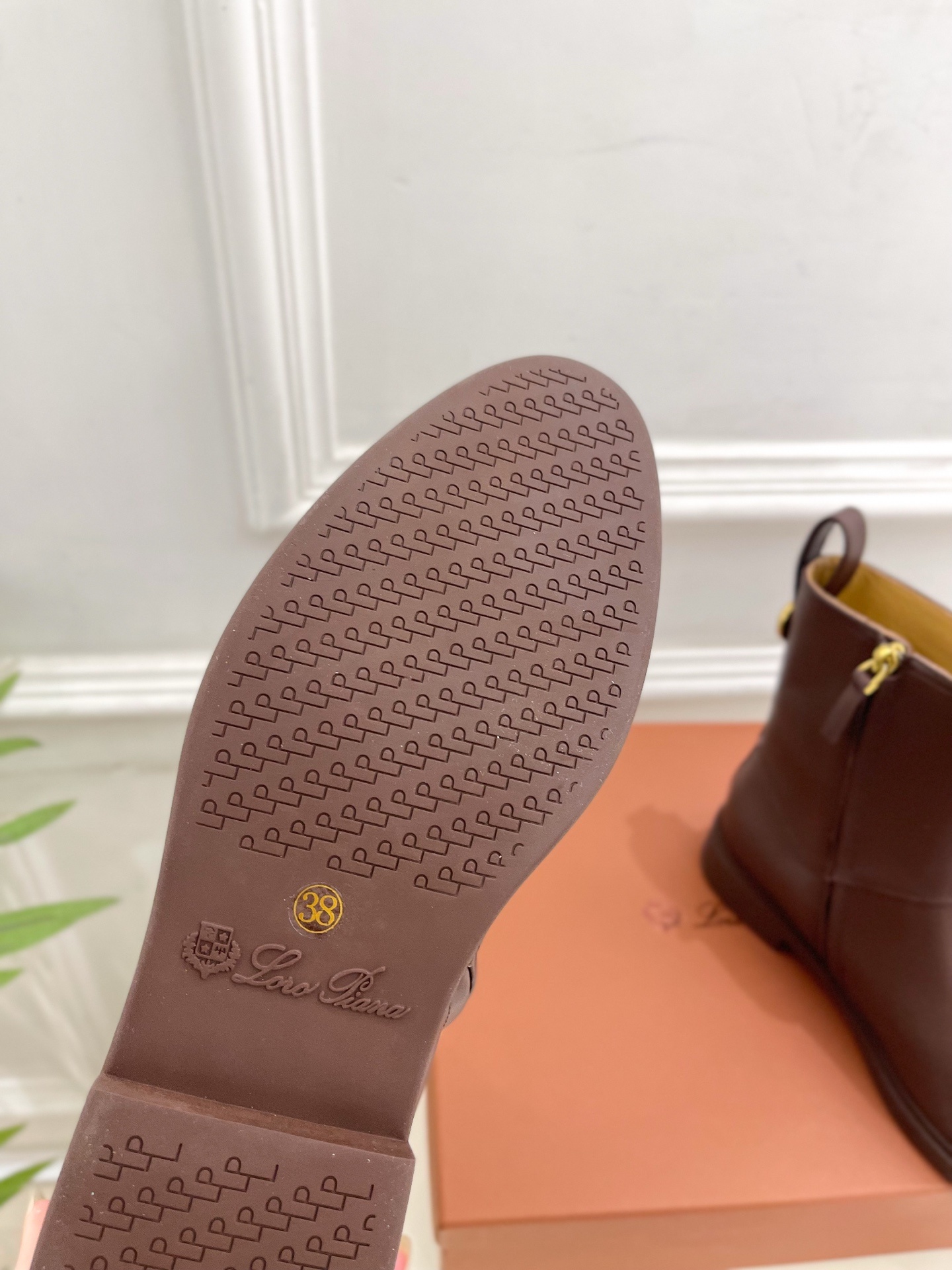 Loro Piana 乐悠翩雅 代购级别⚠️2025秋冬新品 复古简约内拉链短靴—————————