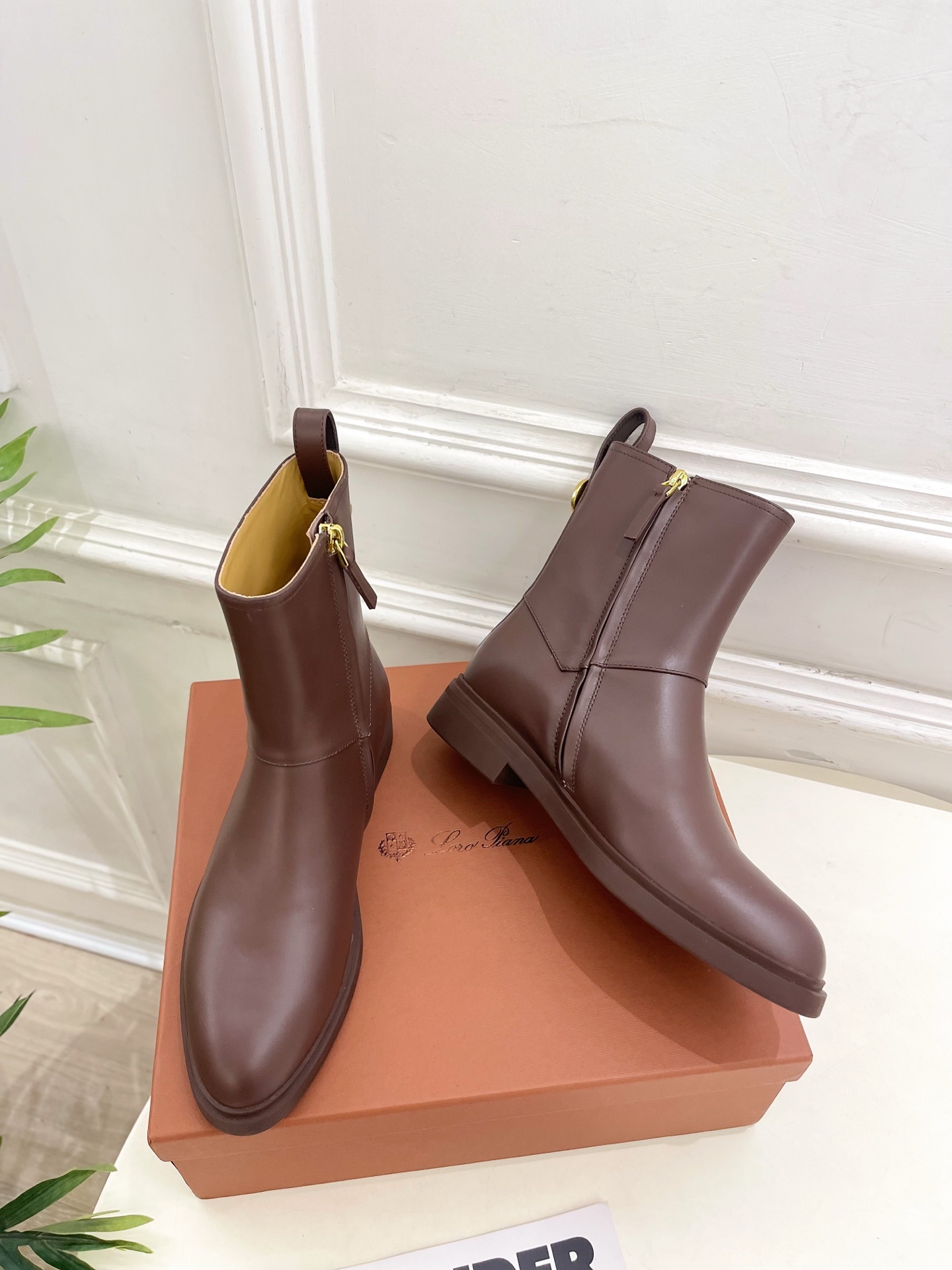 Loro Piana 乐悠翩雅 代购级别⚠️2025秋冬新品 复古简约内拉链短靴—————————
