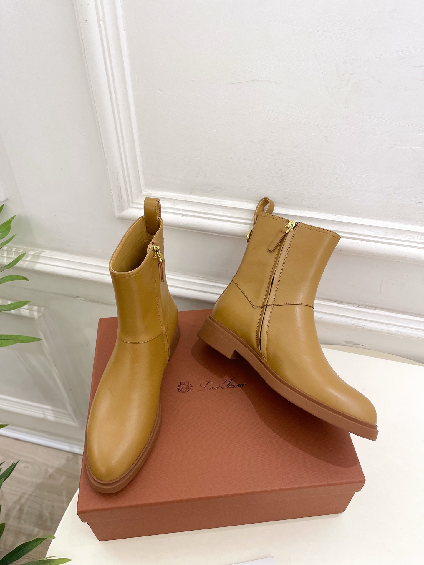 Loro Piana 乐悠翩雅 代购级别⚠️2025秋冬新品 复古简约内拉链短靴—————————