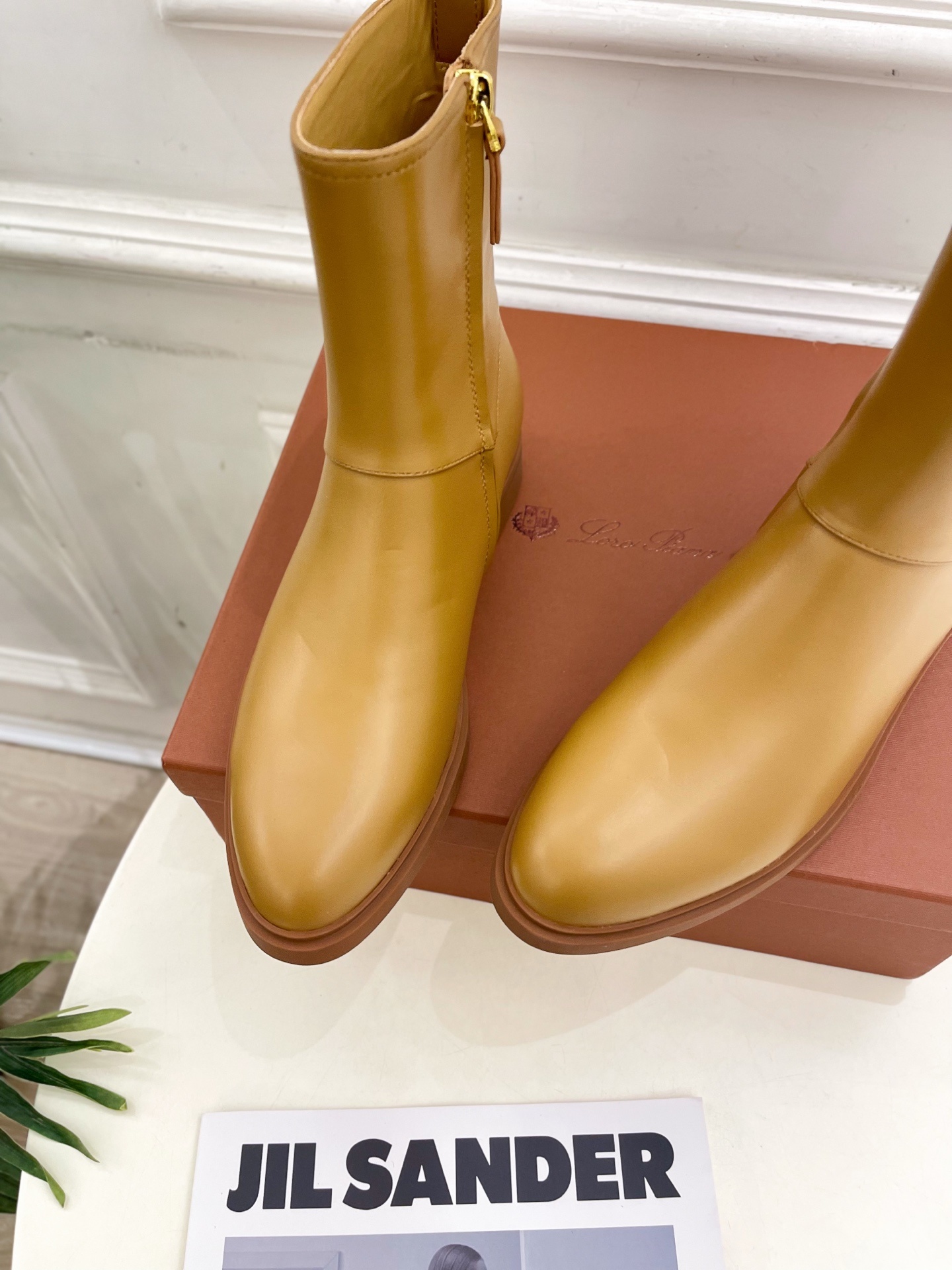 Loro Piana 乐悠翩雅 代购级别⚠️2025秋冬新品 复古简约内拉链短靴—————————