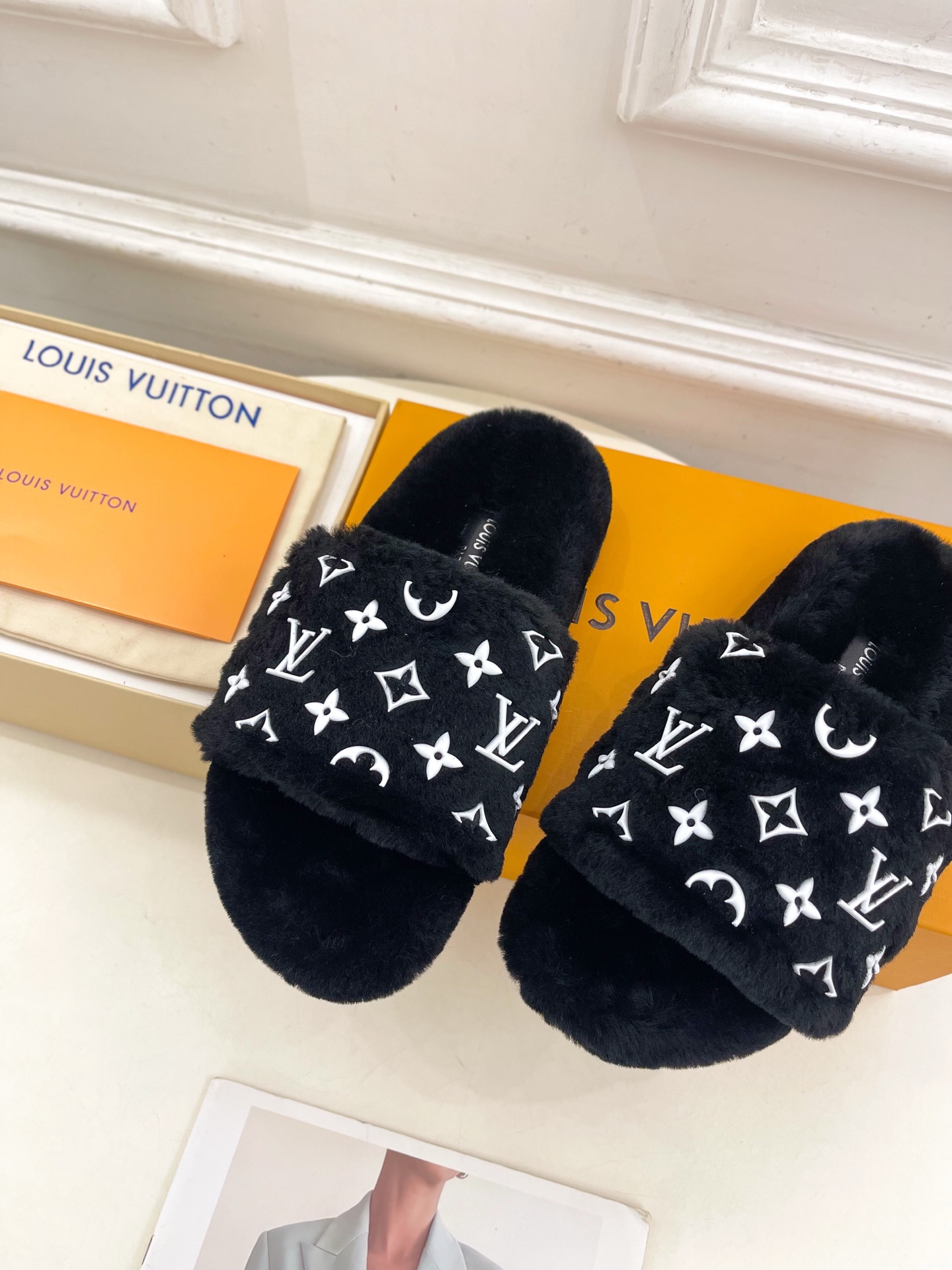LV  | 路易威登  25𝐬𝐬 

🧡💚2025春夏新款 顶级版本⚠️
专柜主打最新款 LV滴胶字母l