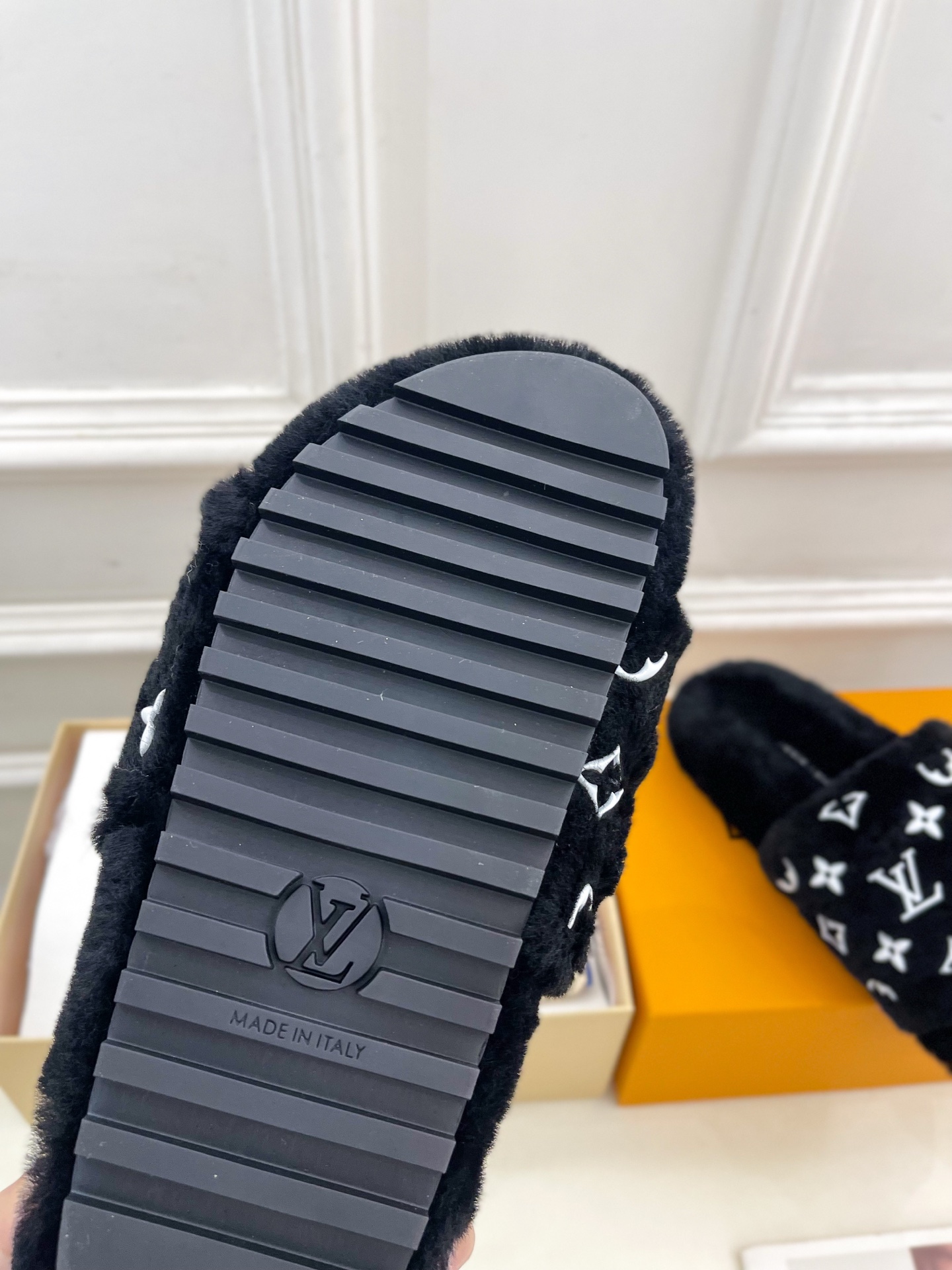 LV  | 路易威登  25𝐬𝐬 

🧡💚2025春夏新款 顶级版本⚠️
专柜主打最新款 LV滴胶字母l