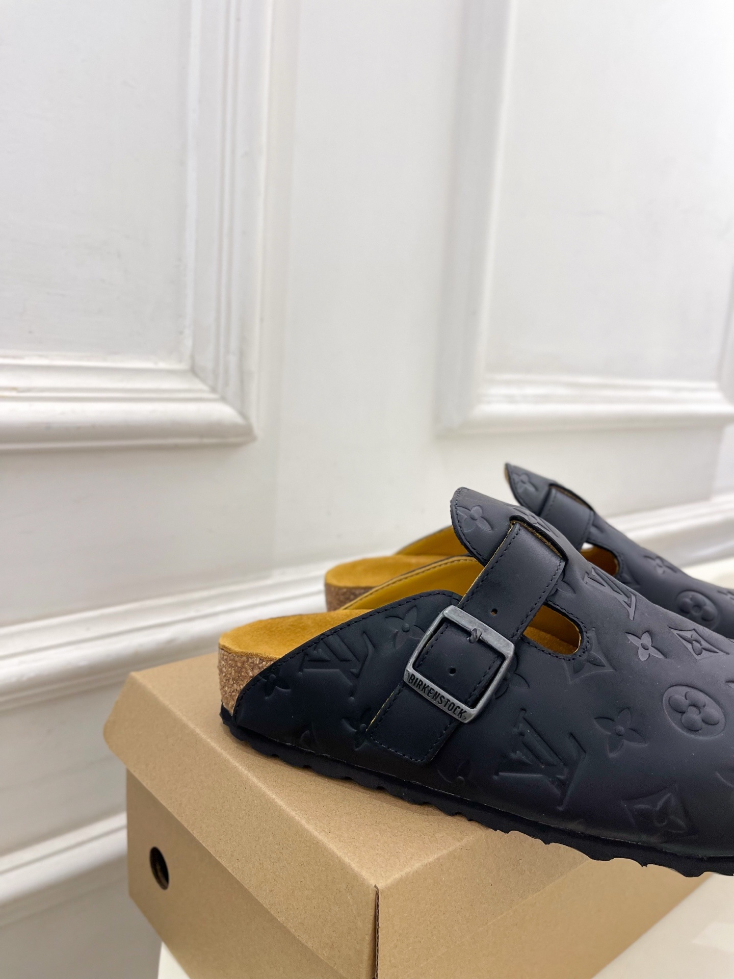 LV | 路易威登 25𝐬𝐬
🧡💚2025 早春新款 顶级版本⚠️
专柜主打最新款 Louis