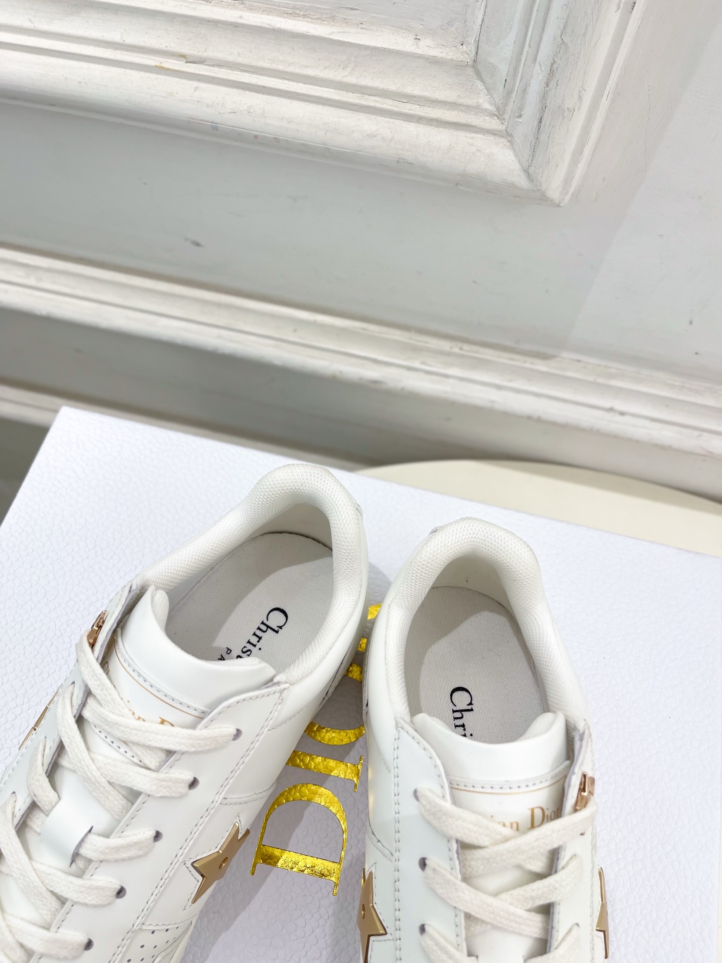 Dior |  迪奥 25𝐬𝐬 

🧡💚2025 早春新款 顶级版本⚠️
专柜主打新款 Dior Sta