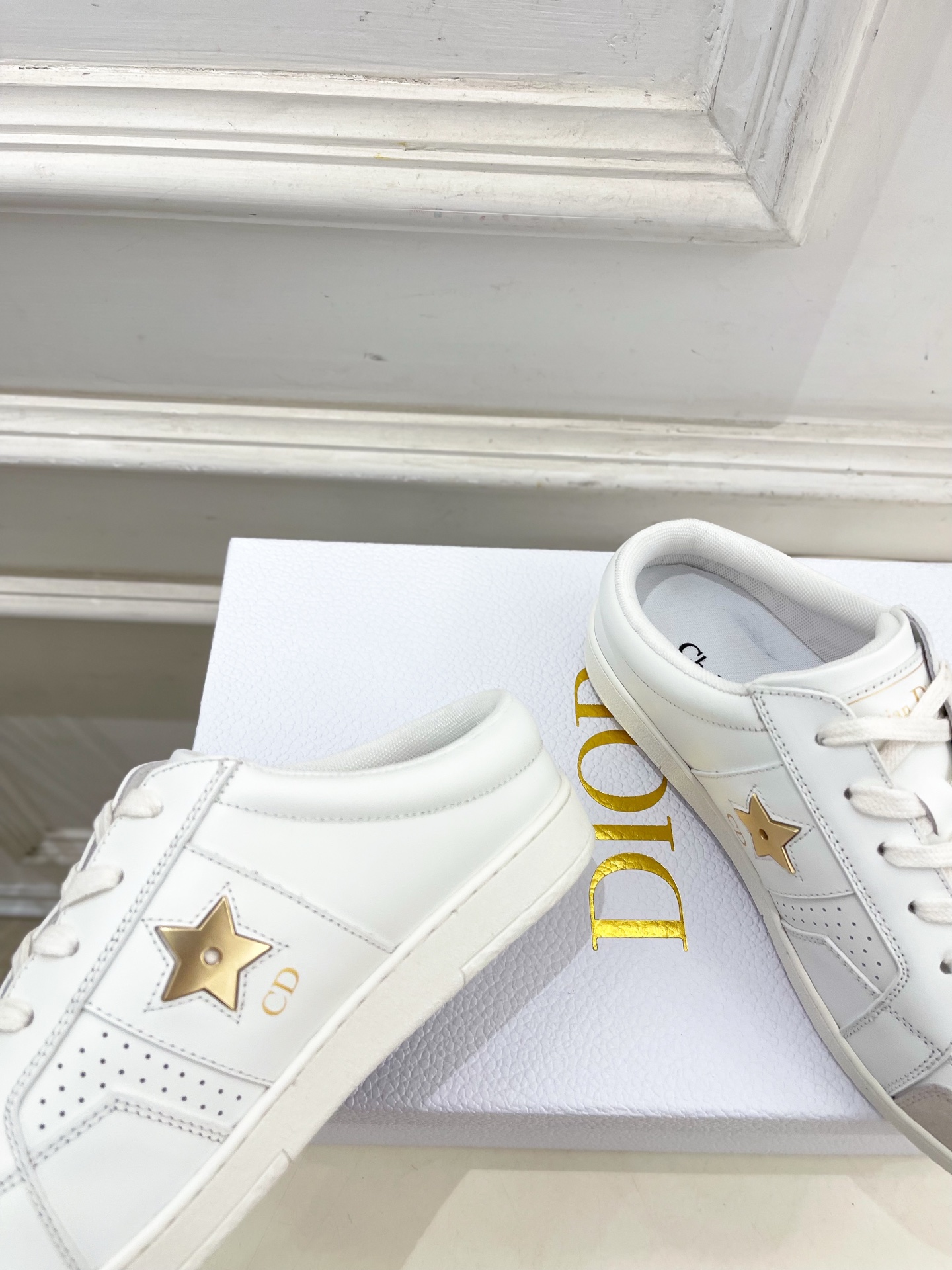 Dior |  迪奥 25𝐬𝐬 

🧡💚2025 早春新款 顶级版本⚠️
专柜主打新款 Dior Sta