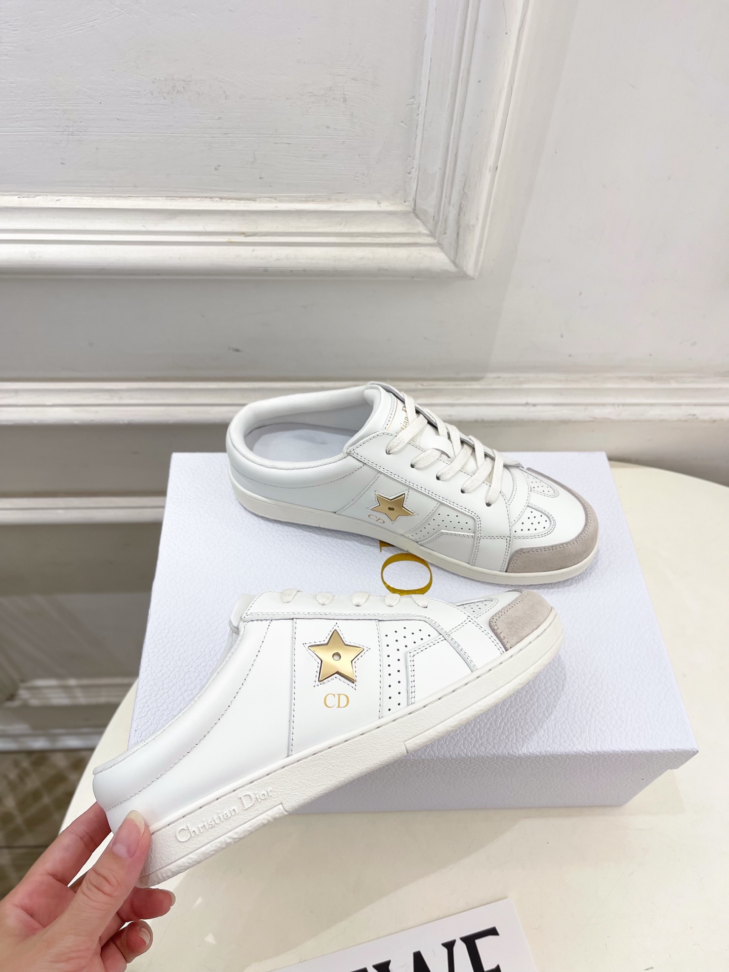 Dior |  迪奥 25𝐬𝐬 

🧡💚2025 早春新款 顶级版本⚠️
专柜主打新款 Dior Sta