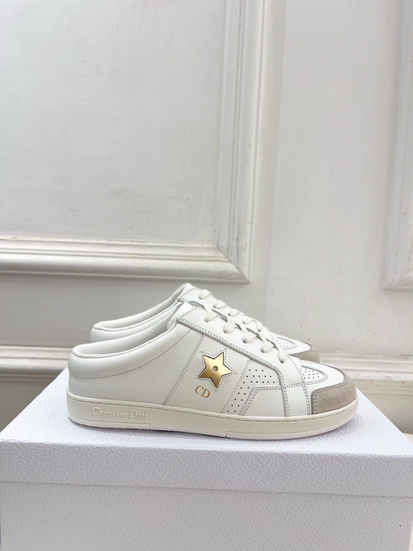 Dior |  迪奥 25𝐬𝐬 

🧡💚2025 早春新款 顶级版本⚠️
专柜主打新款 Dior Sta