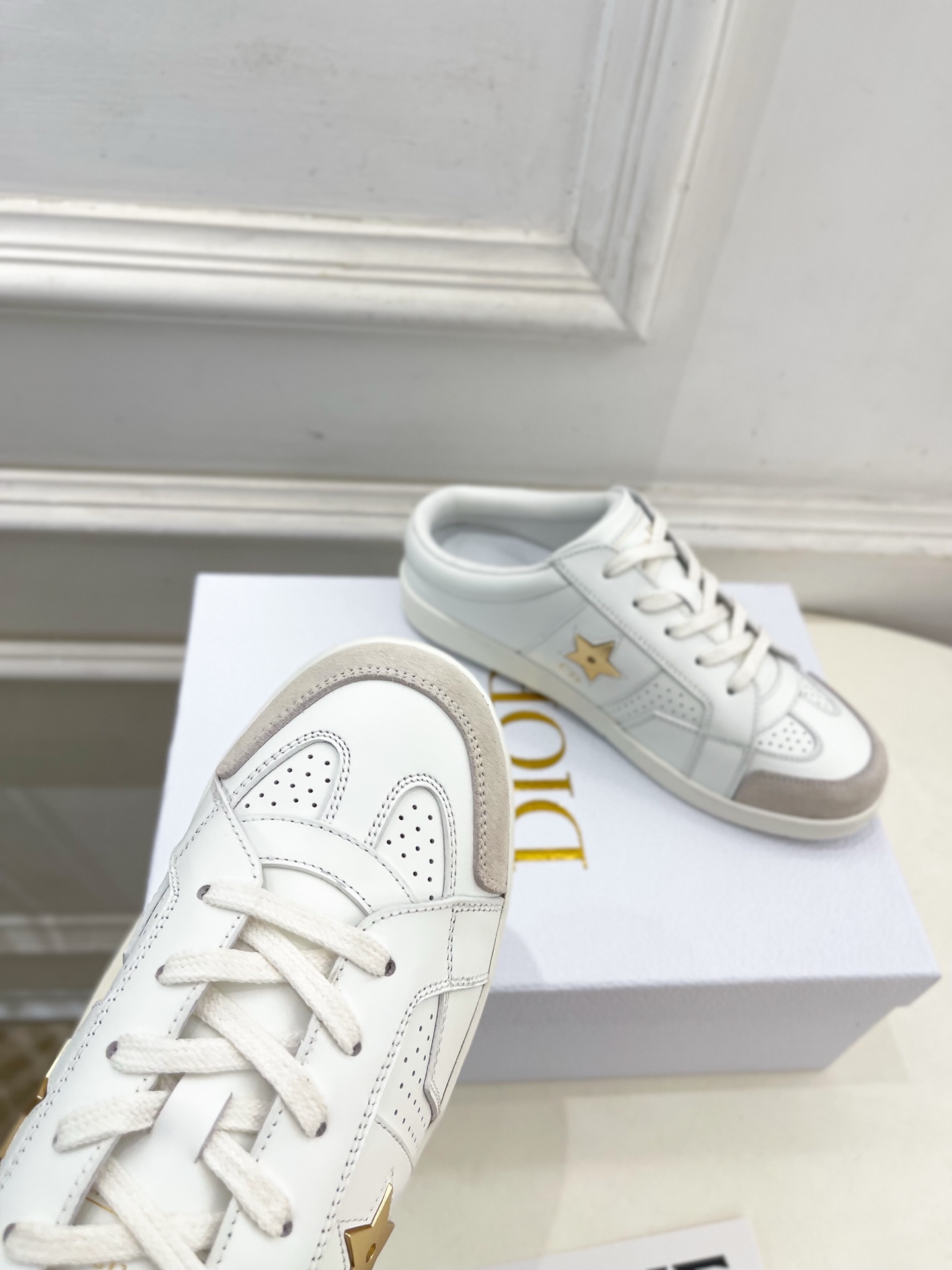 Dior |  迪奥 25𝐬𝐬 

🧡💚2025 早春新款 顶级版本⚠️
专柜主打新款 Dior Sta
