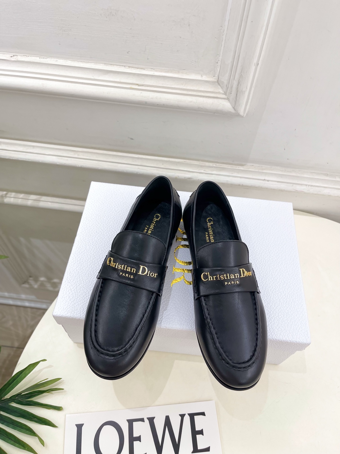Dior |  迪奥 25𝐬𝐬 

🧡💚2025秋冬新品 顶级版本⚠️
专柜主打新款  Dior Boy
