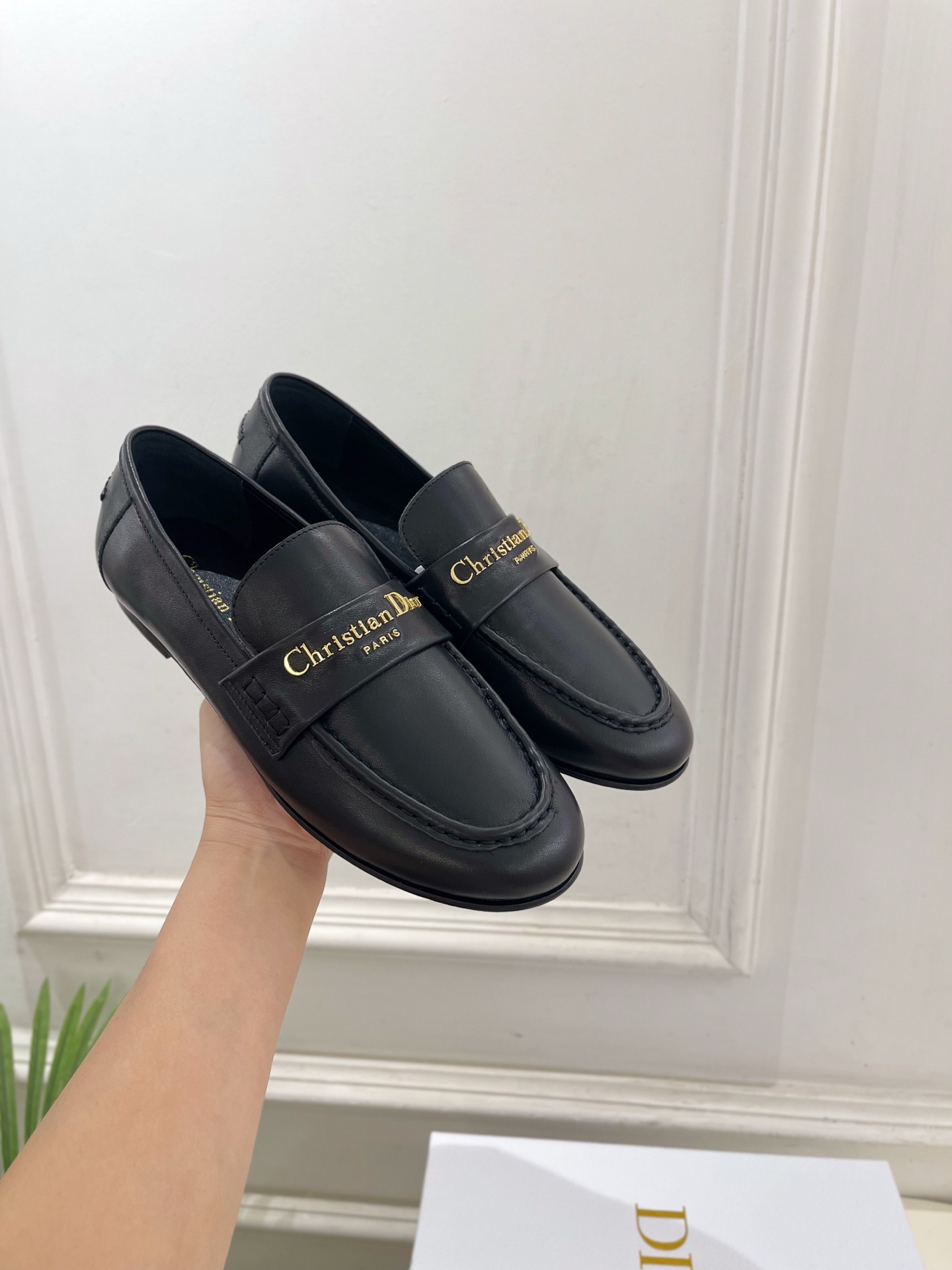 Dior |  迪奥 25𝐬𝐬 

🧡💚2025秋冬新品 顶级版本⚠️
专柜主打新款  Dior Boy