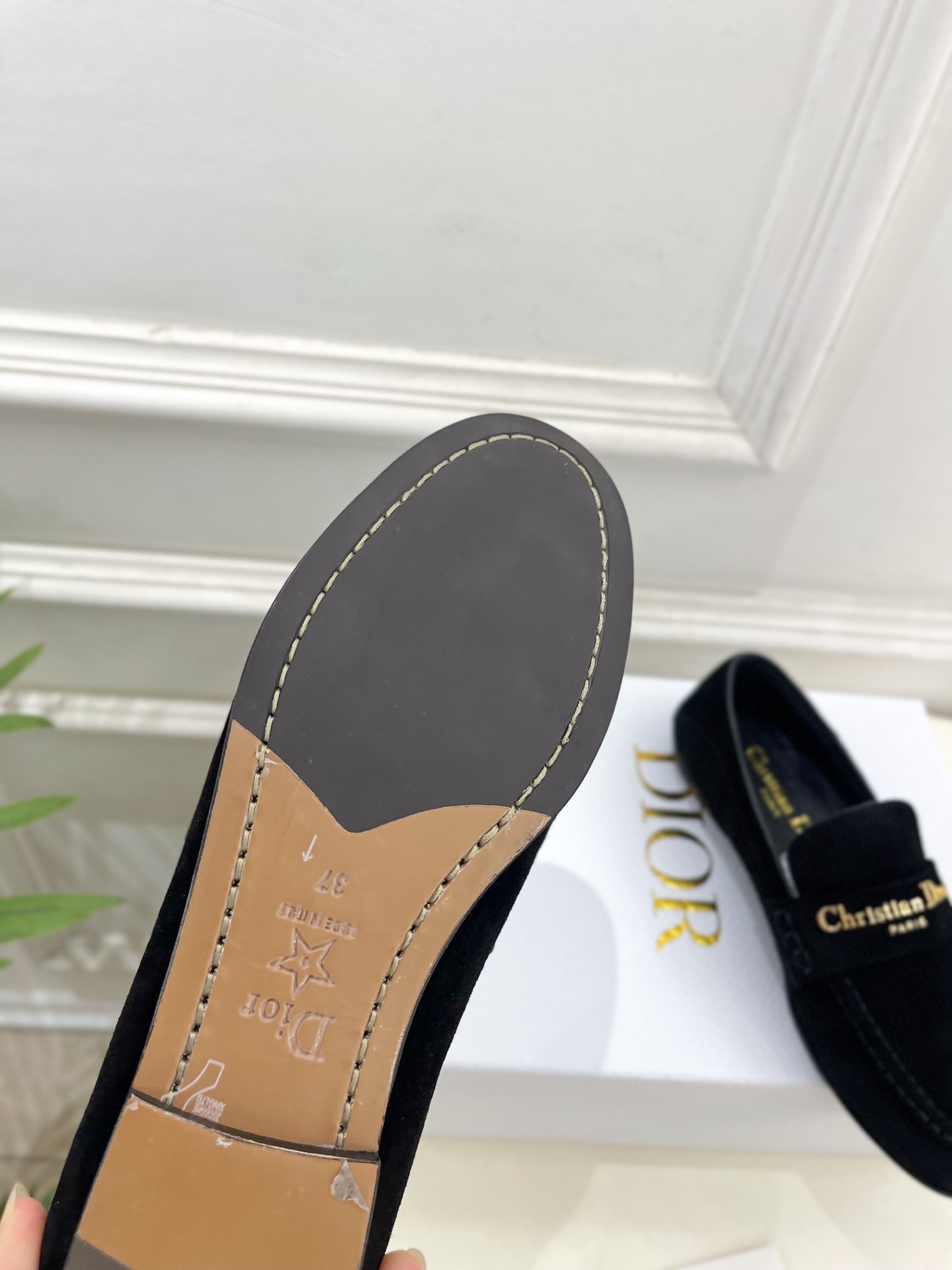Dior |  迪奥 25𝐬𝐬 

🧡💚2025秋冬新品 顶级版本⚠️
专柜主打新款  Dior Boy