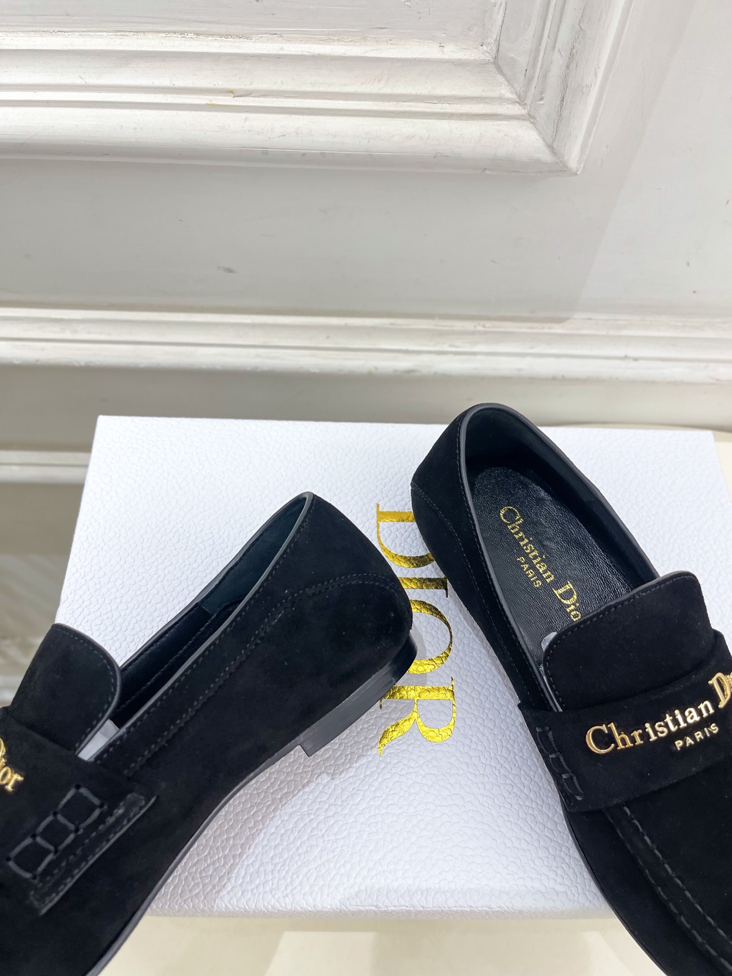 Dior |  迪奥 25𝐬𝐬 

🧡💚2025秋冬新品 顶级版本⚠️
专柜主打新款  Dior Boy