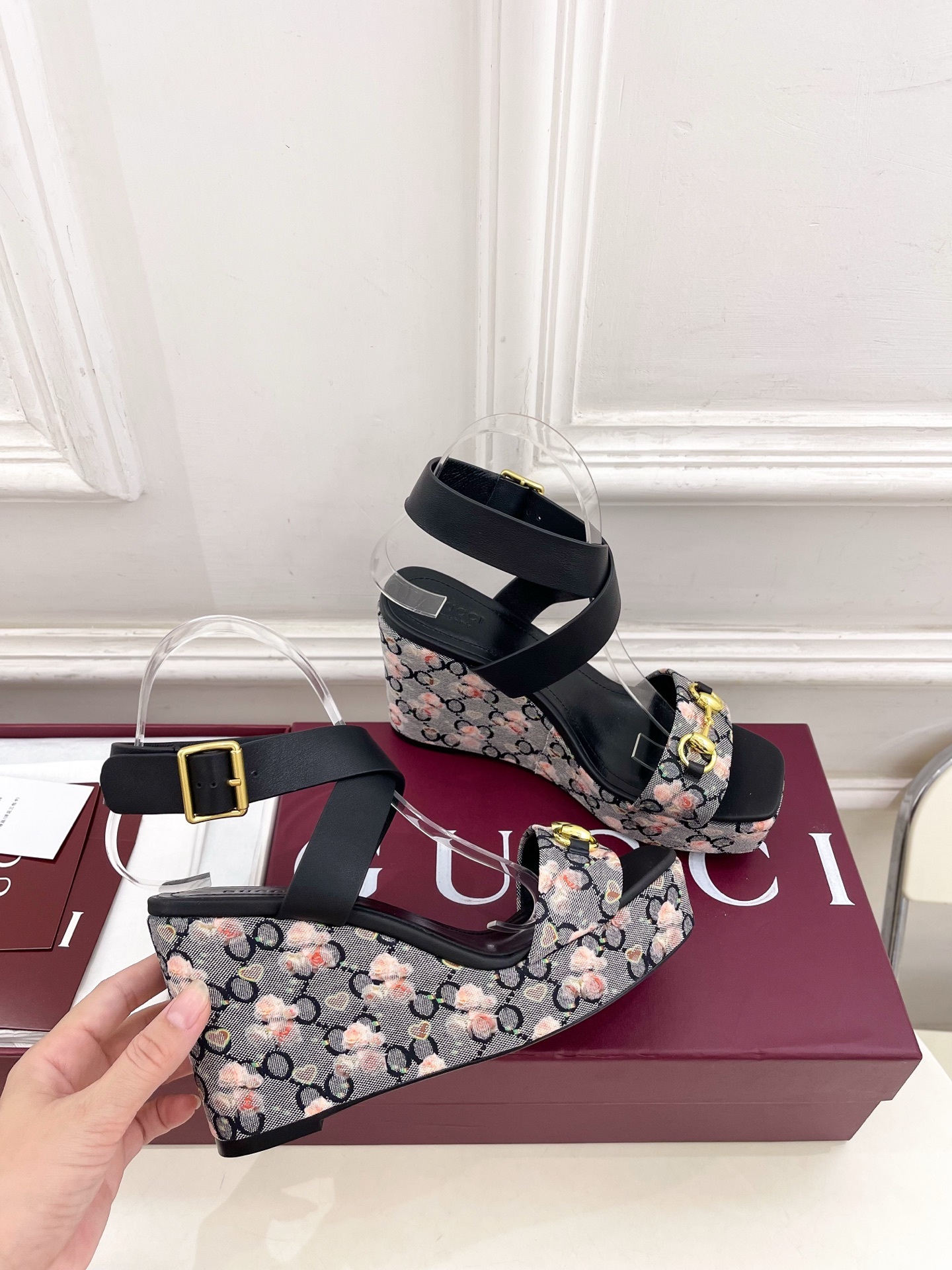 Gucci | 古驰 25𝐬𝐬
⭐️ G家 主打系列终于面世,狠货值得期待!原有的经典 创造