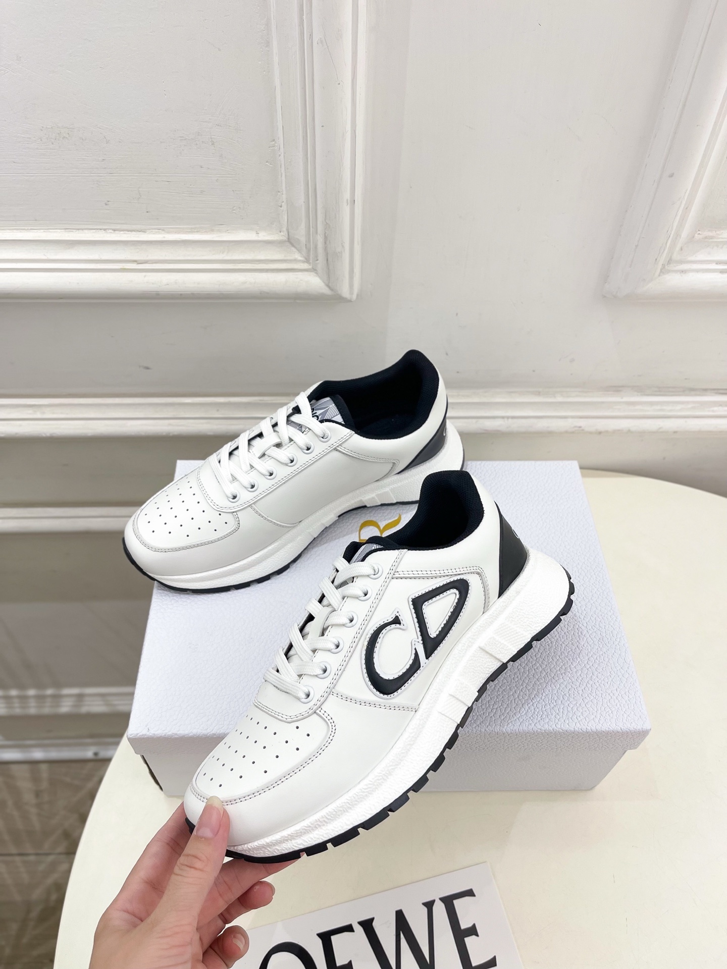 Dior | 迪奥 25𝐬𝐬
🧡💚2025秋冬新品 顶级版本⚠️
专柜主打新款 CD情侣款运动鞋