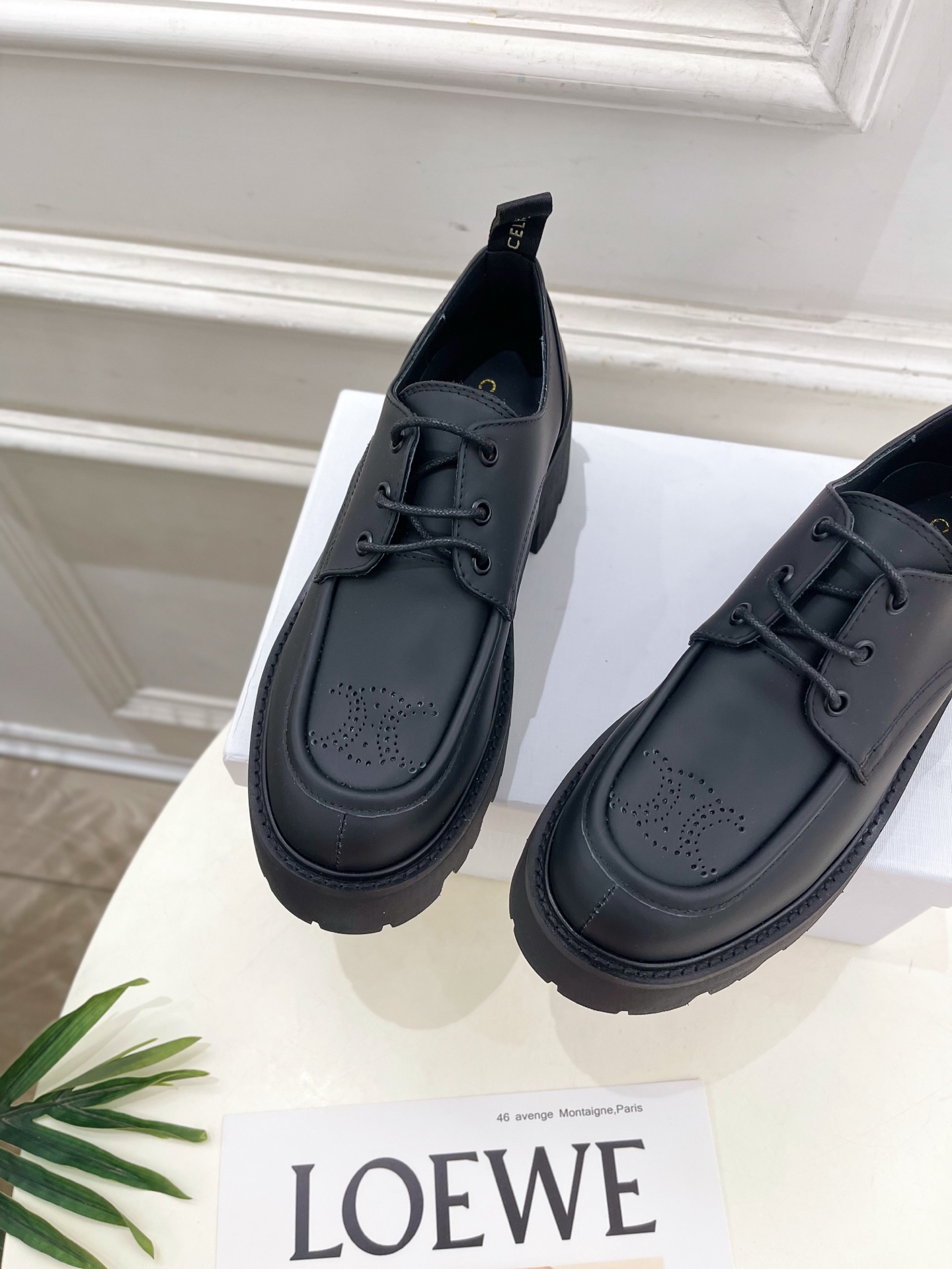 CELINE | 赛琳 25𝐬𝐬 💛2025秋冬新品 凯旋门TRIOMPHE厚底复古德比鞋上新！🔜BS 
