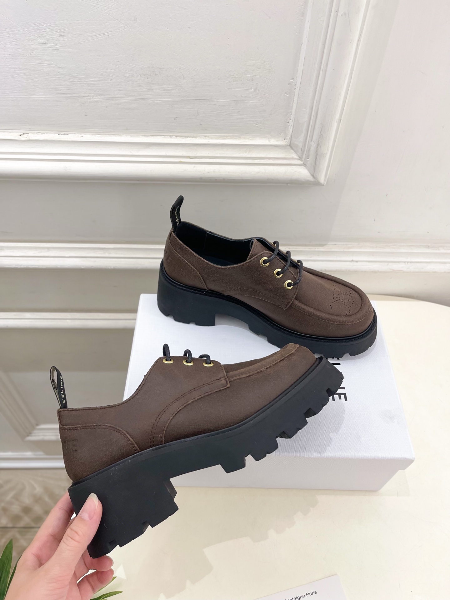 CELINE | 赛琳 25𝐬𝐬 💛2025秋冬新品 凯旋门TRIOMPHE厚底复古德比鞋上新！🔜BS 