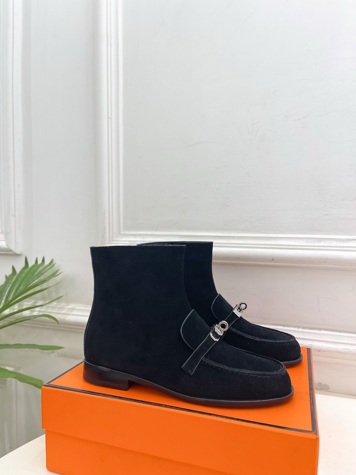 🐎𝐇𝐄𝐑𝐌𝐄* 爱玛仕 25𝐬𝐬 🌈专柜新款 2025秋冬新品走秀款 经典Kelly扣及踝靴短靴系列〰◽