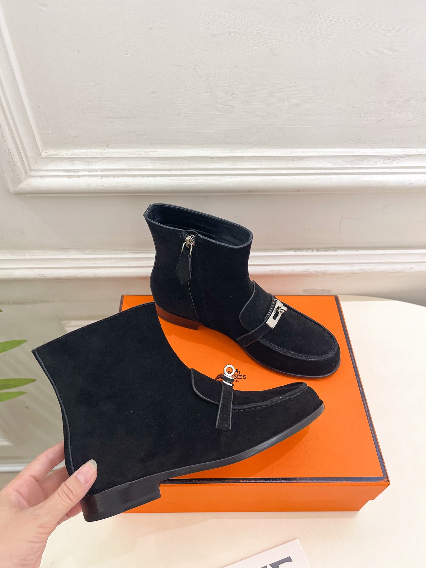 🐎𝐇𝐄𝐑𝐌𝐄* 爱玛仕 25𝐬𝐬 🌈专柜新款 2025秋冬新品走秀款 经典Kelly扣及踝靴短靴系列〰◽