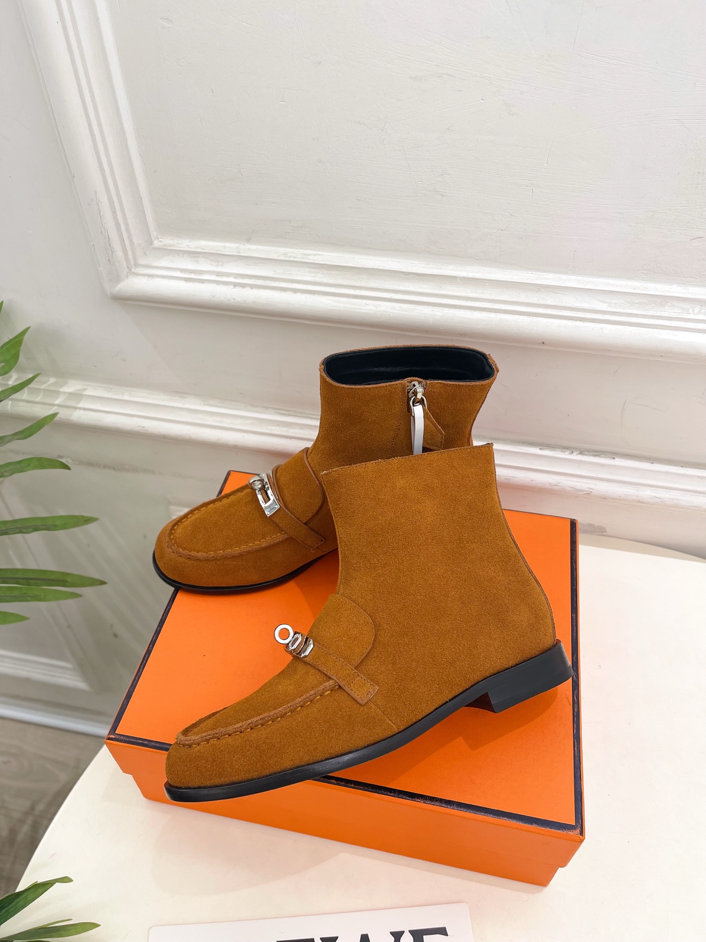 🐎𝐇𝐄𝐑𝐌𝐄* 爱玛仕 25𝐬𝐬 🌈专柜新款 2025秋冬新品走秀款 经典Kelly扣及踝靴短靴系列〰◽