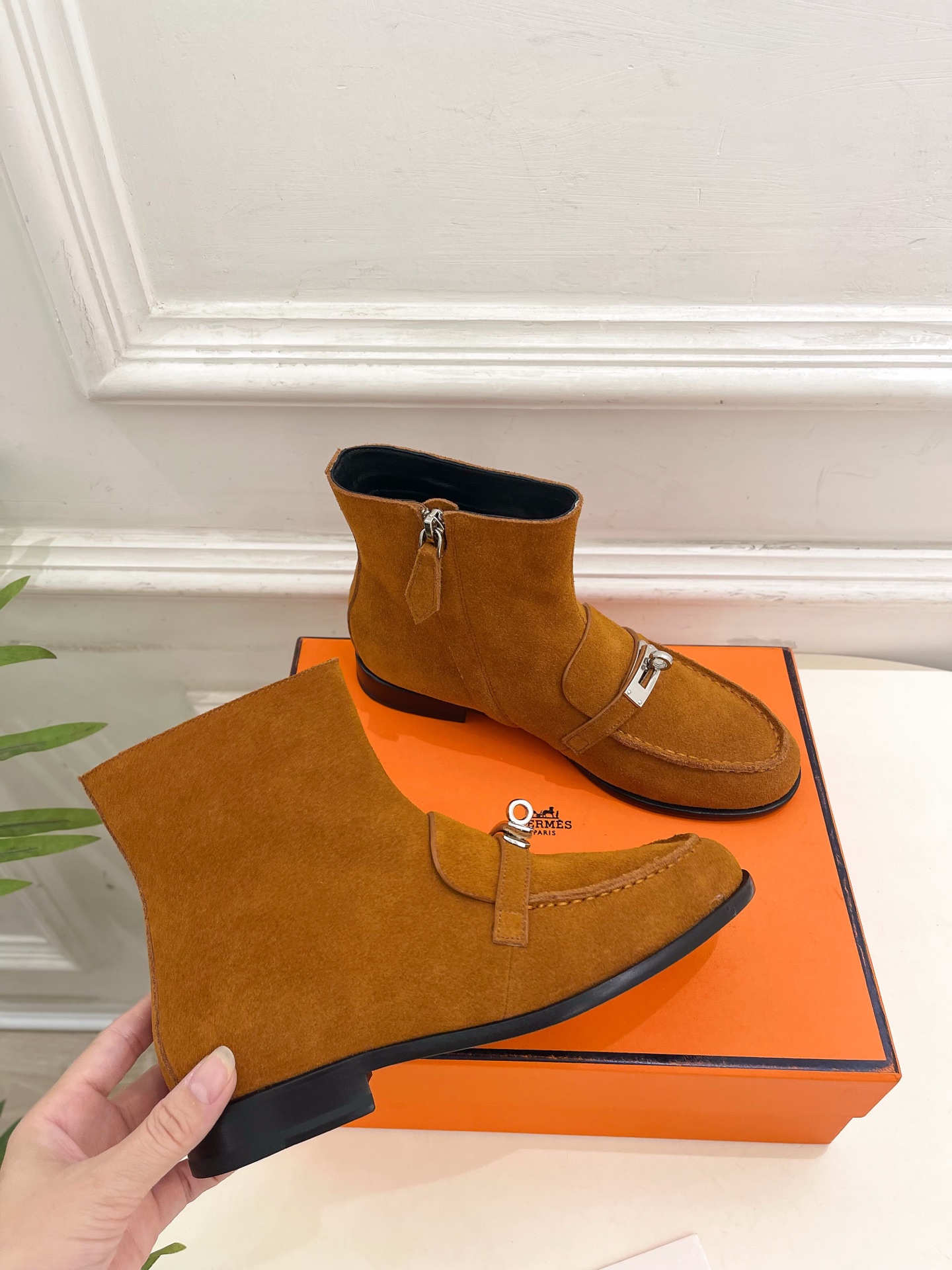 🐎𝐇𝐄𝐑𝐌𝐄* 爱玛仕 25𝐬𝐬 🌈专柜新款 2025秋冬新品走秀款 经典Kelly扣及踝靴短靴系列〰◽