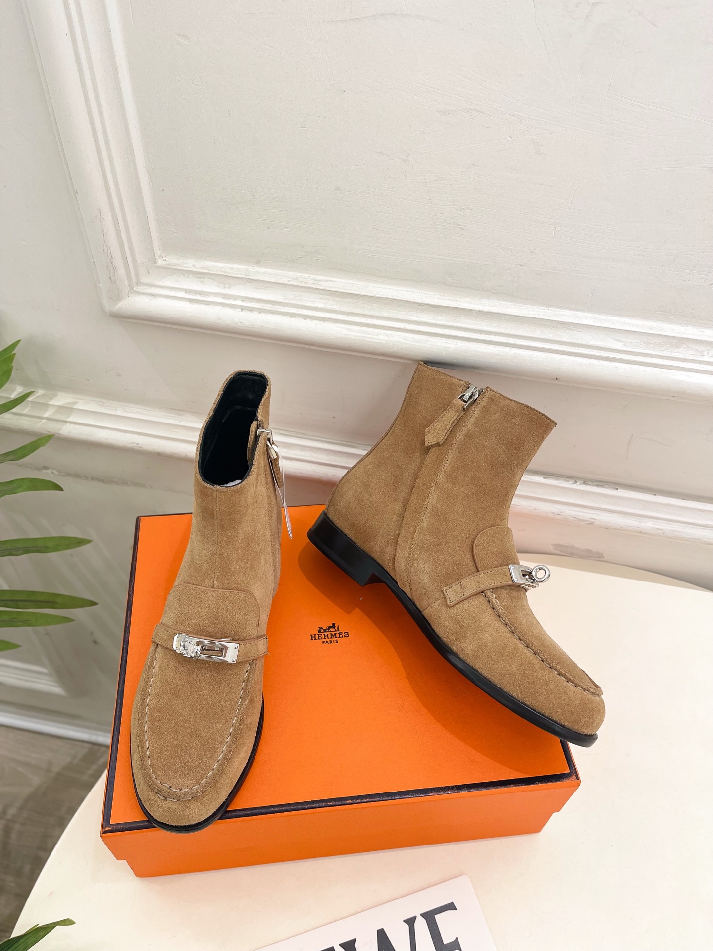 🐎𝐇𝐄𝐑𝐌𝐄* 爱玛仕 25𝐬𝐬 🌈专柜新款 2025秋冬新品走秀款 经典Kelly扣及踝靴短靴系列〰◽