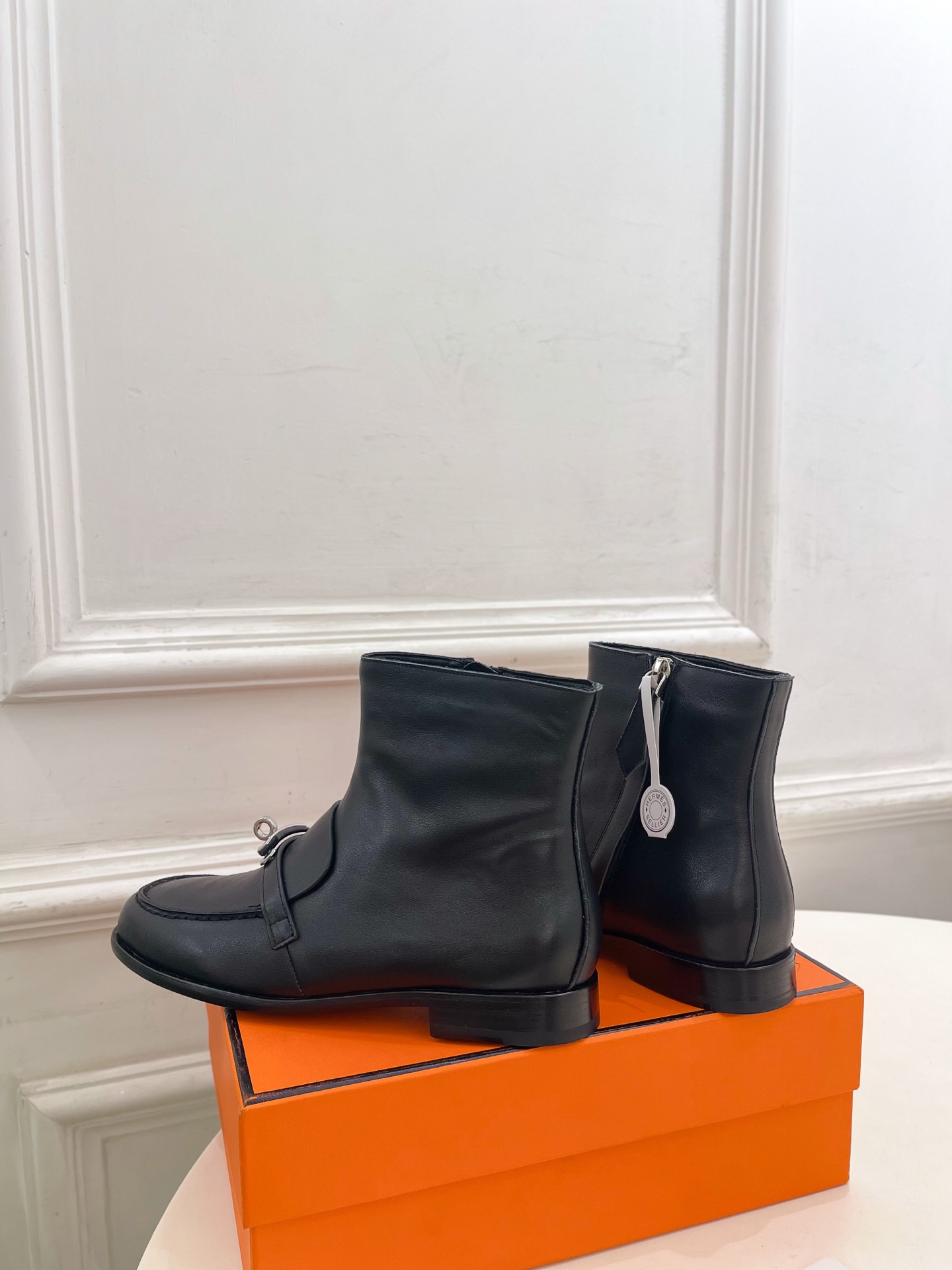 🐎𝐇𝐄𝐑𝐌𝐄* 爱玛仕 25𝐬𝐬 🌈专柜新款 2025秋冬新品走秀款 经典Kelly扣及踝靴短靴系列〰◽