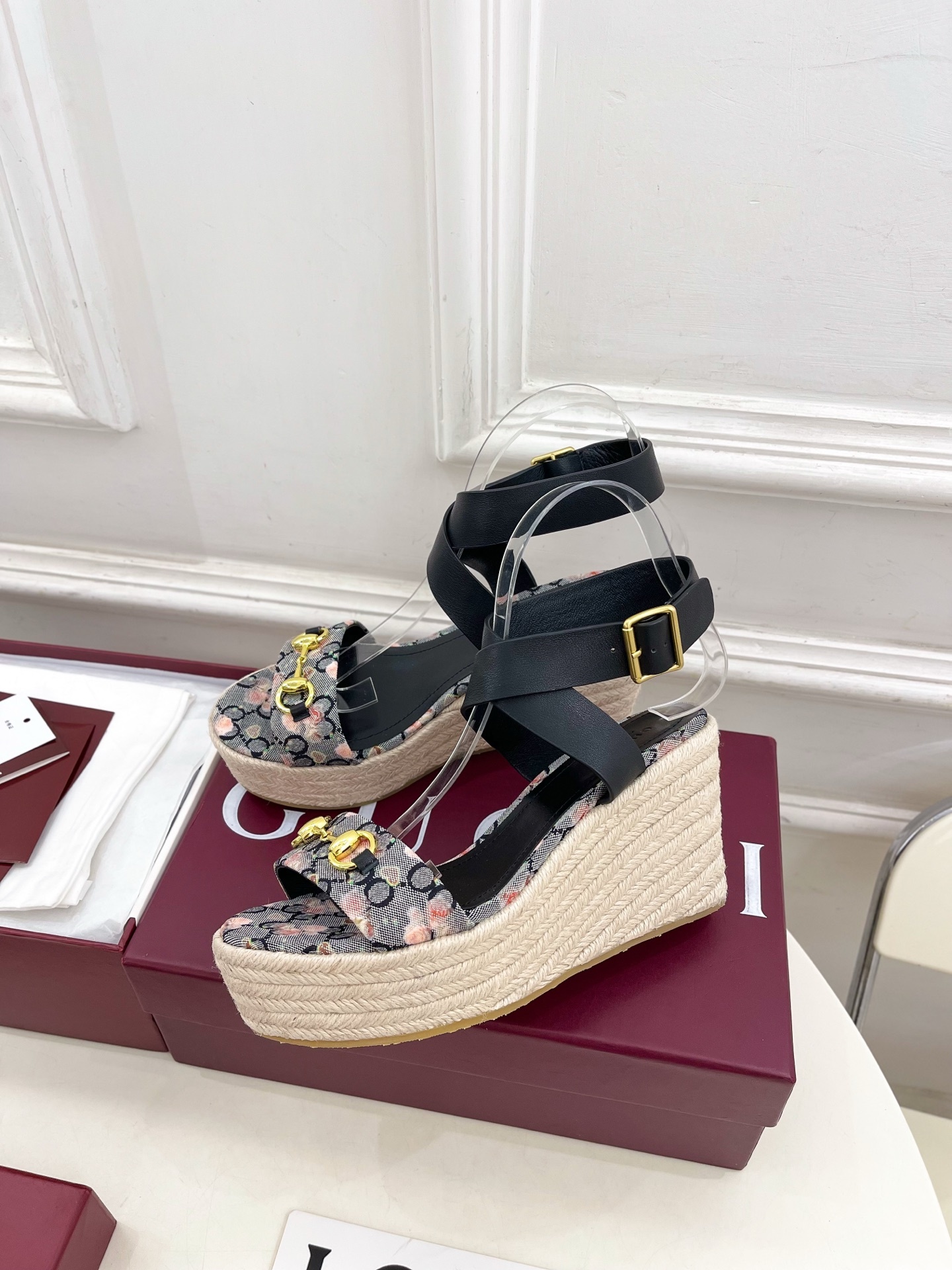Gucci | 古驰 25𝐬𝐬 ⭐️ G家 主打系列终于面世,狠货值得期待!原有的经典 创造新设计 ✨❥