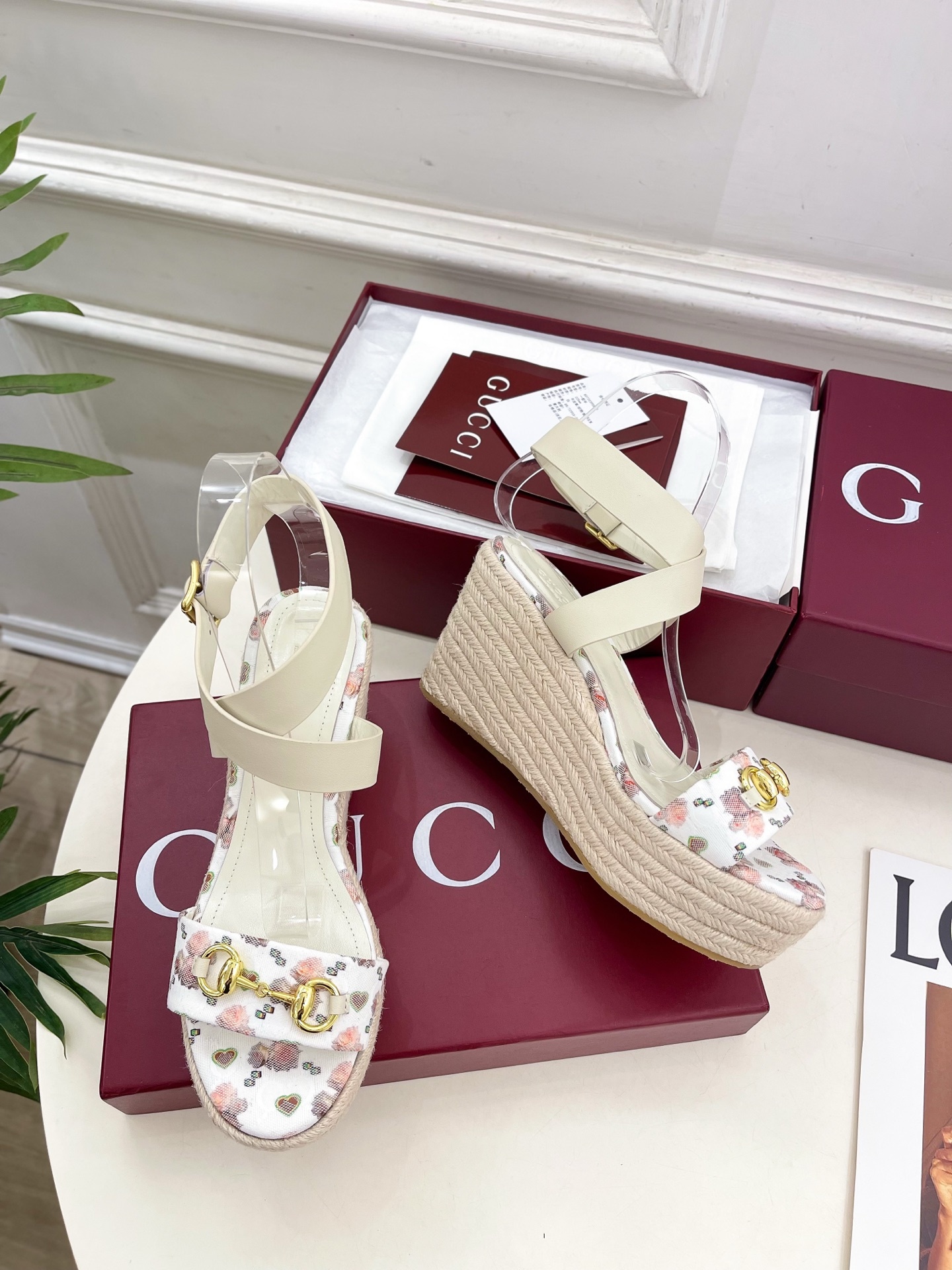Gucci | 古驰 25𝐬𝐬 ⭐️ G家 主打系列终于面世,狠货值得期待!原有的经典 创造新设计 ✨❥