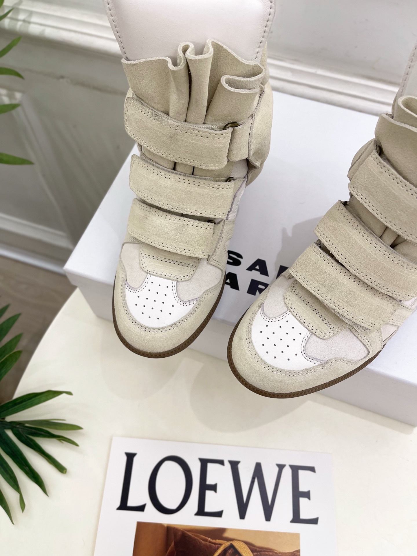 ISABEL MARANT | 伊莎贝尔 25𝐬𝐬2025秋冬新品 经典复古拼色内增高运动鞋——————