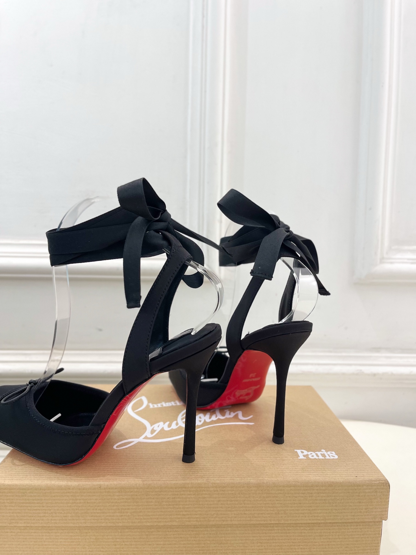 Christian Louboutin路铂廷CL 红底鞋 25ss最新Cassia Lace Up 芭蕾