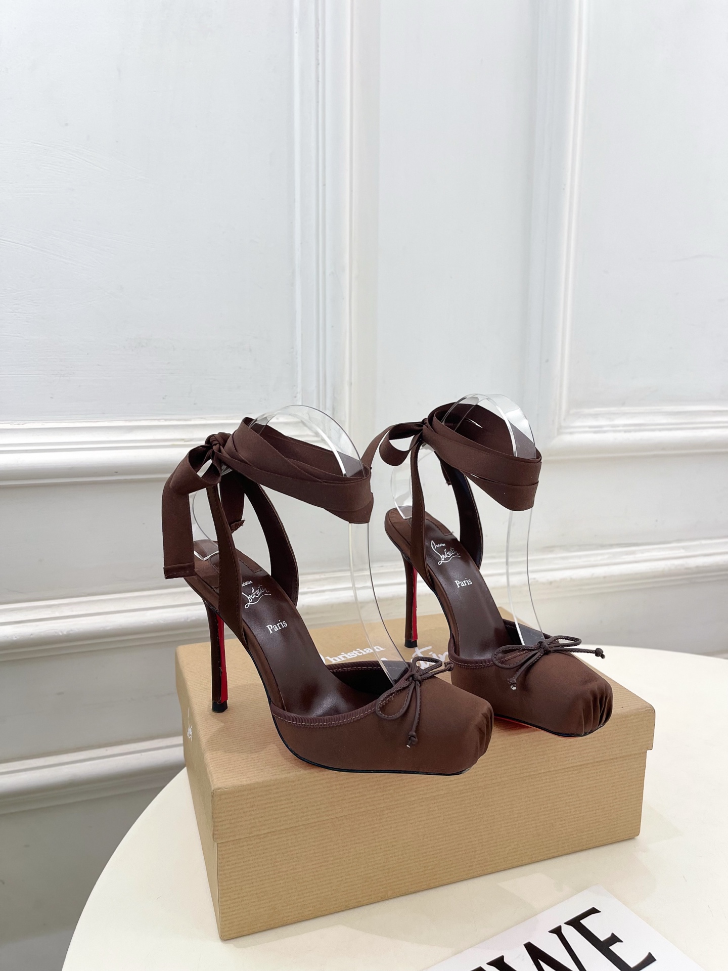 Christian Louboutin路铂廷CL 红底鞋 25ss最新Cassia Lace Up 芭蕾