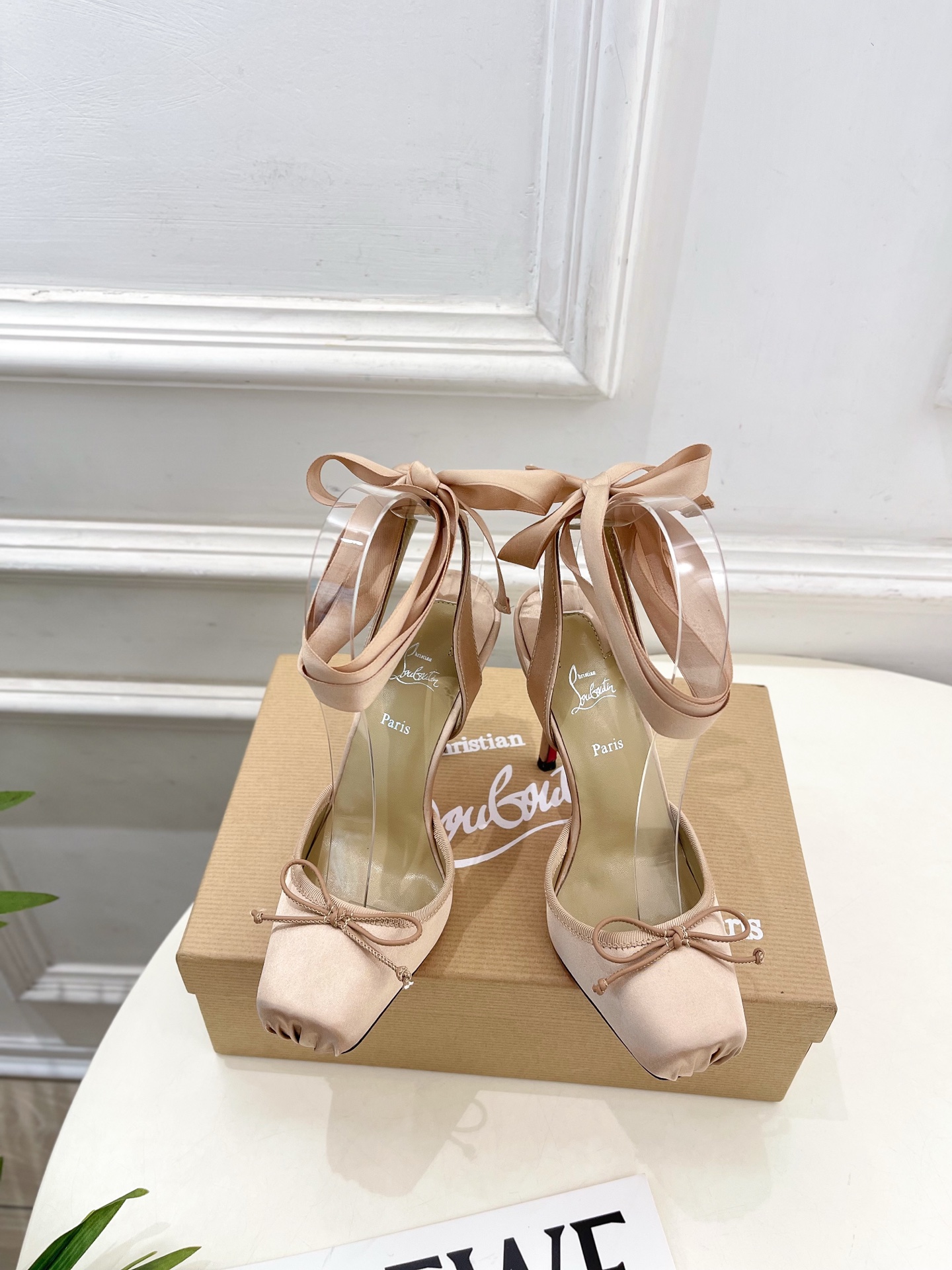 Christian Louboutin路铂廷CL 红底鞋 25ss最新Cassia Lace Up 芭蕾