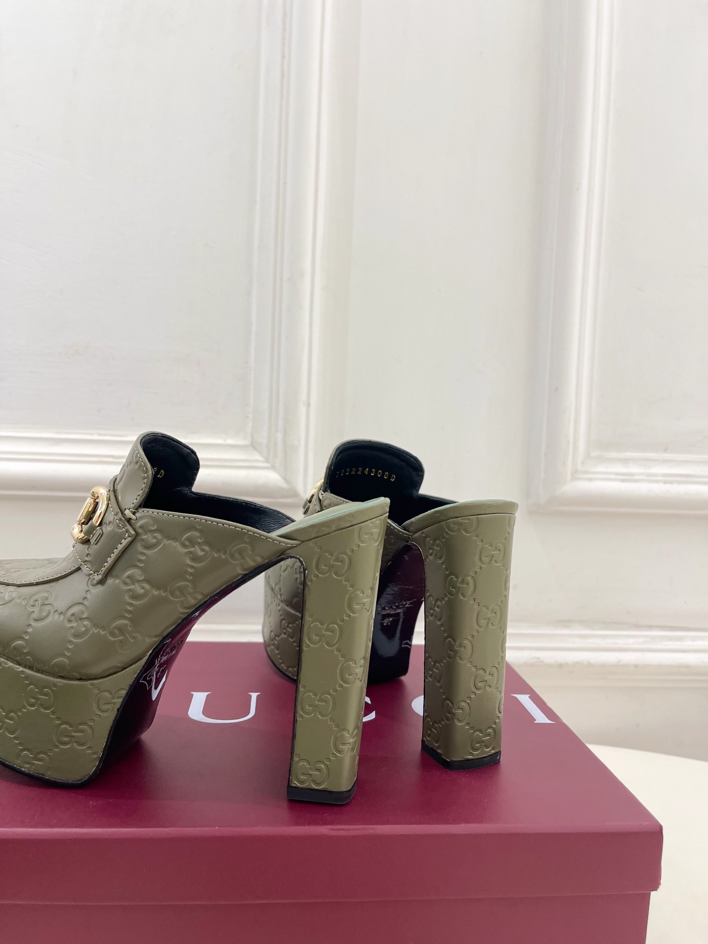 Gucci | 古驰 25𝐬𝐬 ⭐️ G家 主打系列终于面世，狠货值得期待！原有的经典 创造新设计 ✨ 