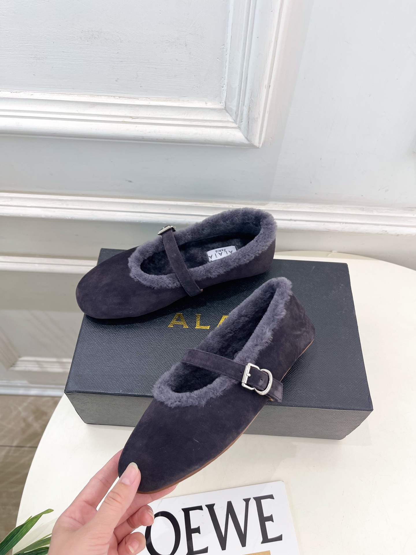 ALAÏA 阿莱亚25SS春夏新品玛丽珍毛毛鞋—————————Alaïa作为这两年最受欢迎的鬼才设计师