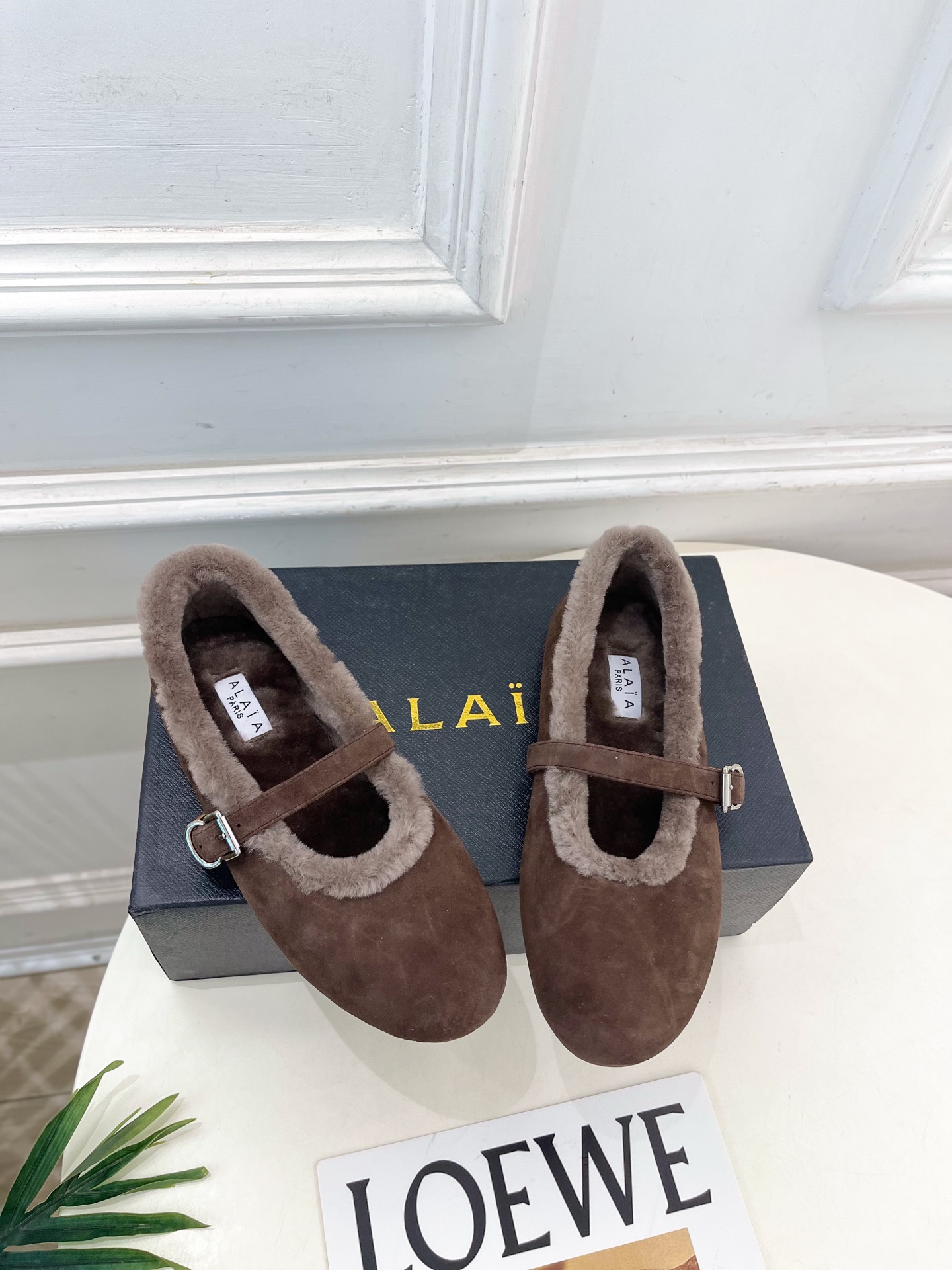ALAÏA 阿莱亚25SS春夏新品玛丽珍毛毛鞋—————————Alaïa作为这两年最受欢迎的鬼才设计师