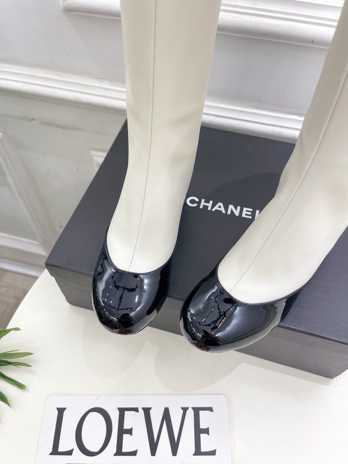 𝐂𝐇𝐀𝐍𝐄𝐋 | 小香 25𝐬𝐬 🦋2025 秋冬秀场新品 小香双C蝴蝶结褶皱弹力长靴系列上新〰🍬 BS