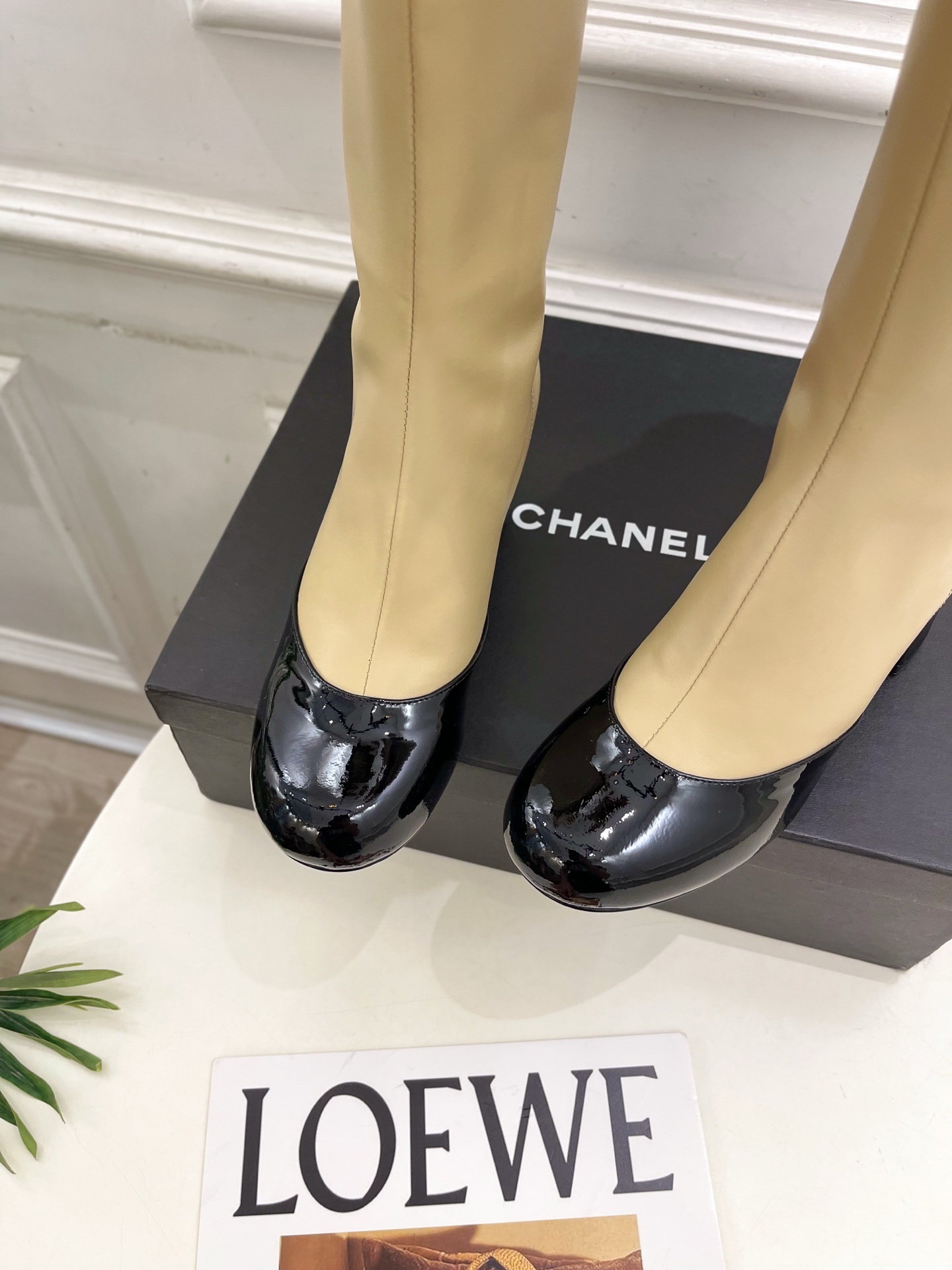 𝐂𝐇𝐀𝐍𝐄𝐋 | 小香 25𝐬𝐬 🦋2025 秋冬秀场新品 小香双C蝴蝶结褶皱弹力长靴系列上新〰🍬 BS