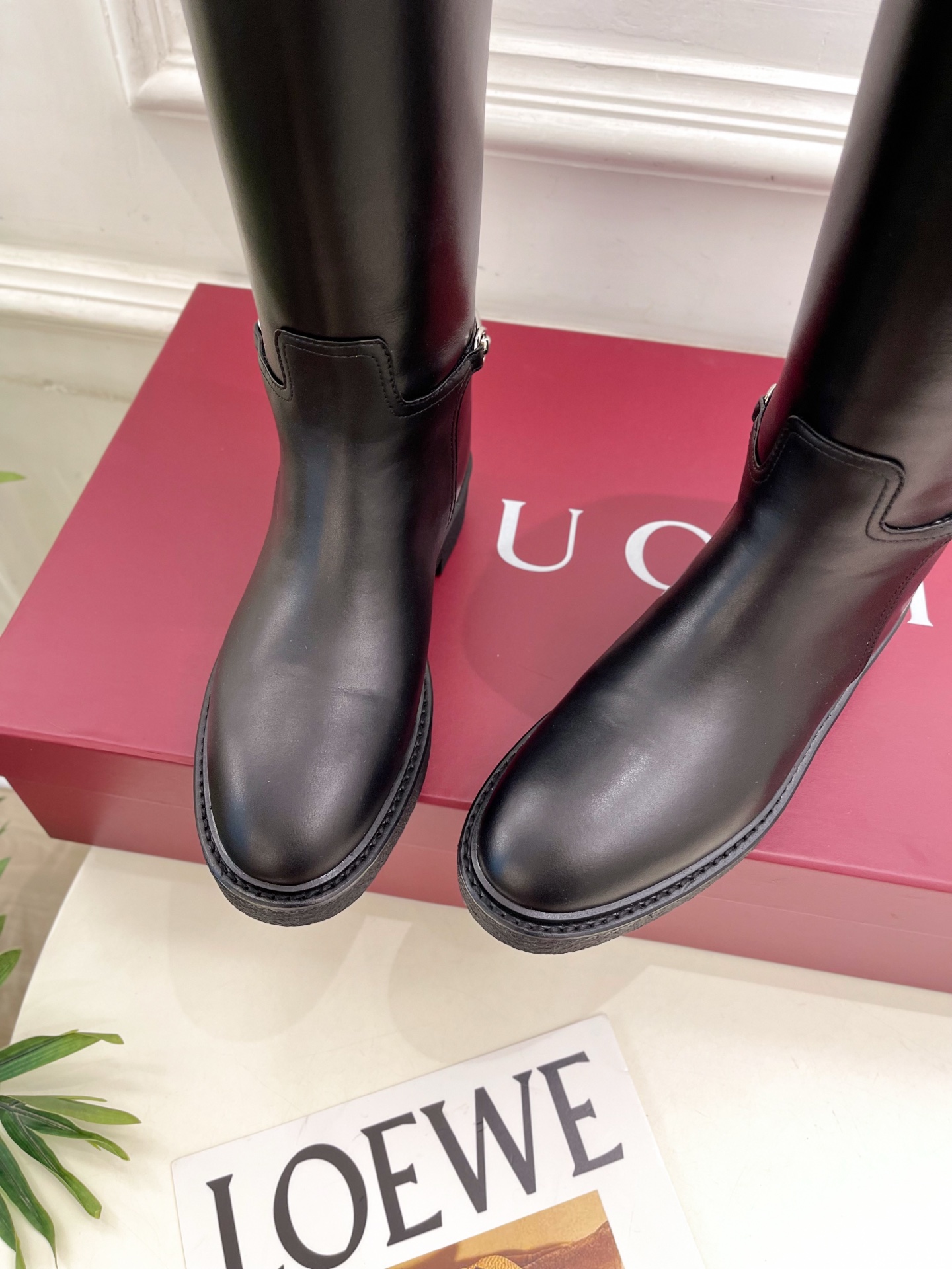 Gucci | 古驰 25𝐬𝐬 ⭐️2025 G家秋冬新品 经典马衔扣一脚蹬长靴 主打系列终于面世，狠货