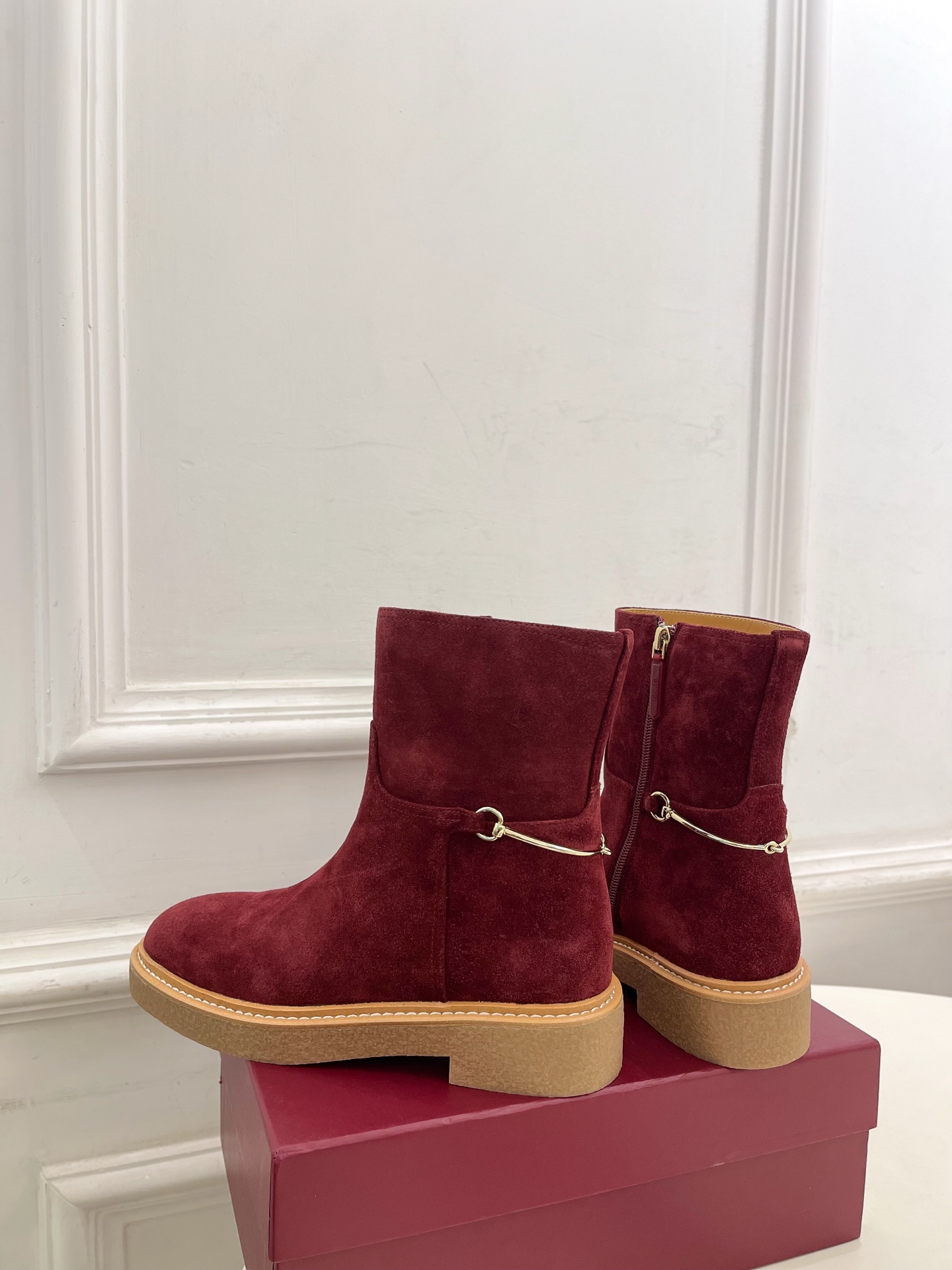 Gucci | 古驰 25𝐬𝐬 ⭐️2025 G家秋冬新品 走秀款经典马衔扣短靴 主打系列终于面世，狠货