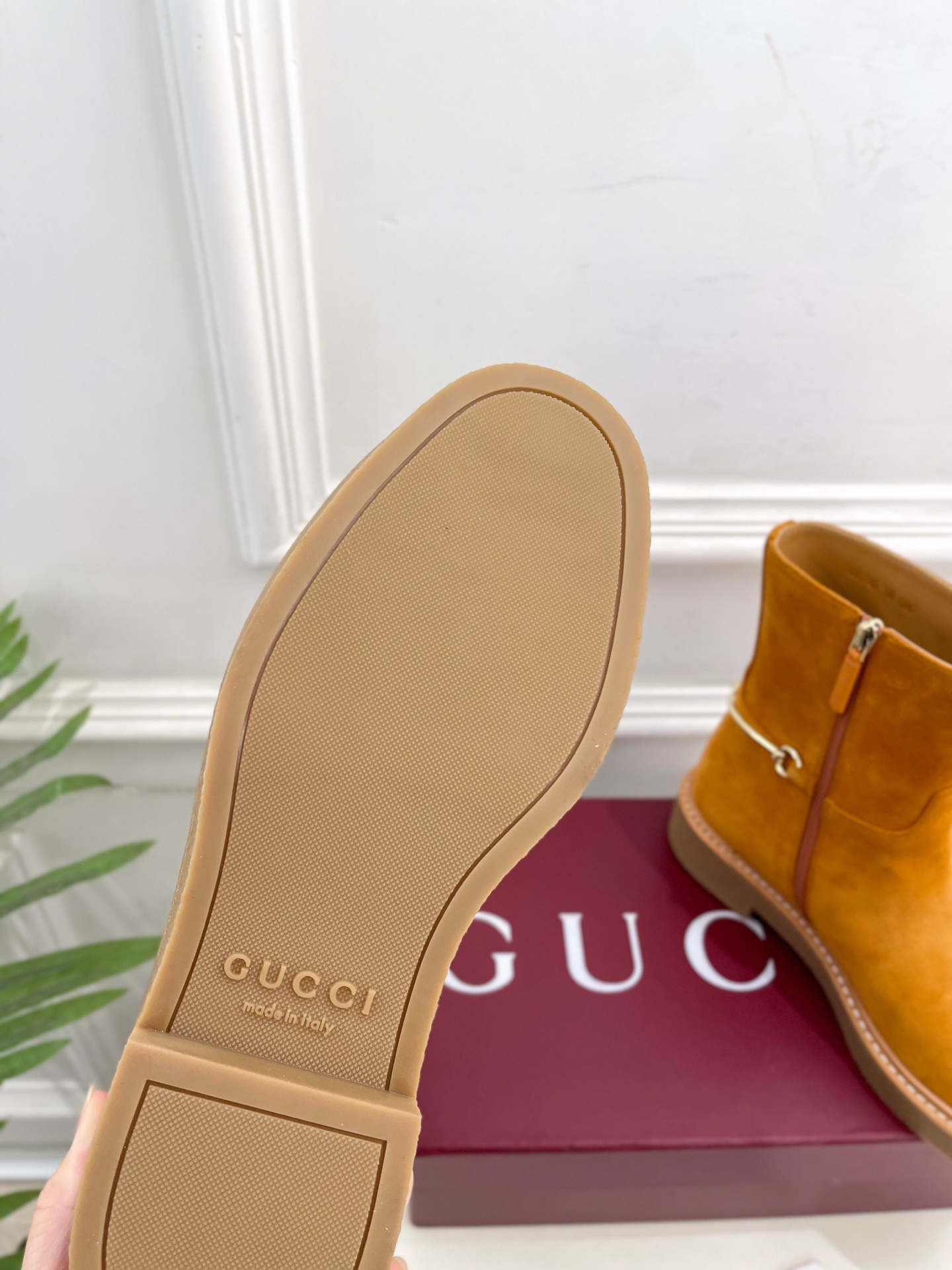 Gucci | 古驰 25𝐬𝐬 ⭐️2025 G家秋冬新品 走秀款经典马衔扣短靴 主打系列终于面世，狠货