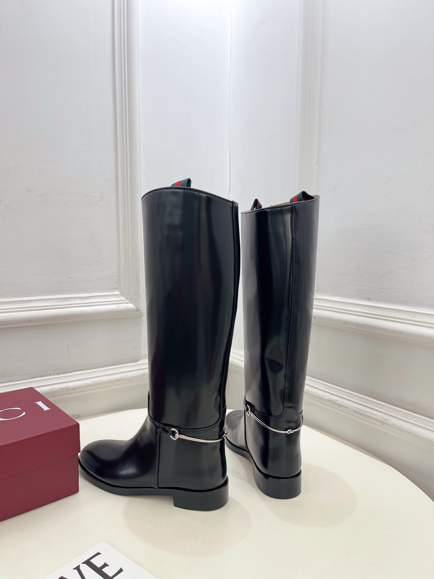 Gucci | 古驰 25𝐬𝐬 ⭐️2025秋冬新品 G家经典长条马衔扣长靴 主打系列终于面世，狠货值得