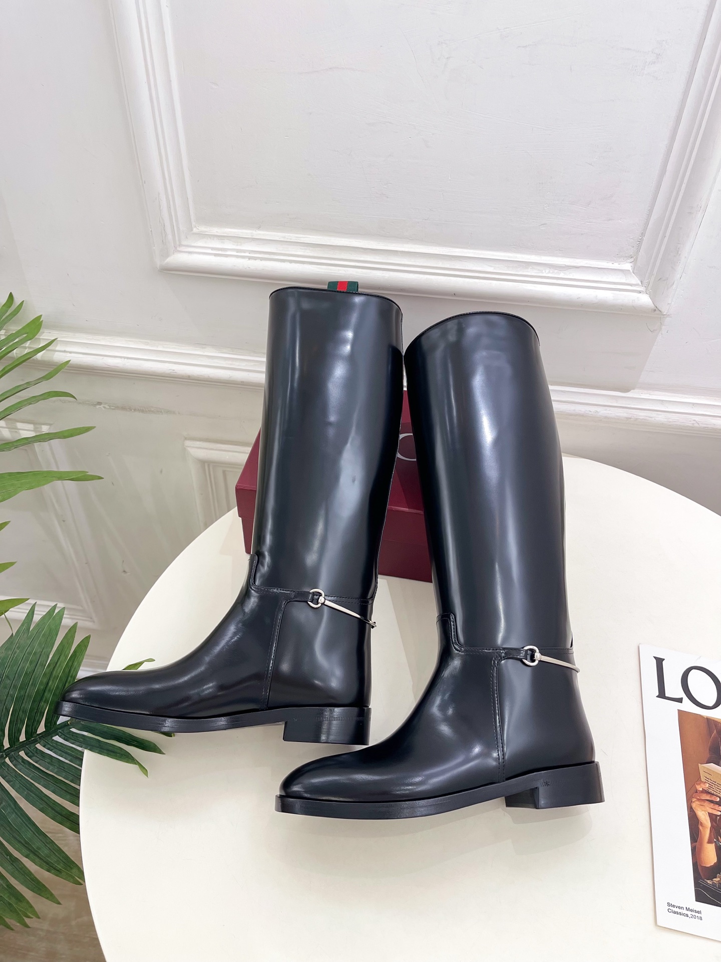 Gucci | 古驰 25𝐬𝐬 ⭐️2025秋冬新品 G家经典长条马衔扣长靴 主打系列终于面世，狠货值得