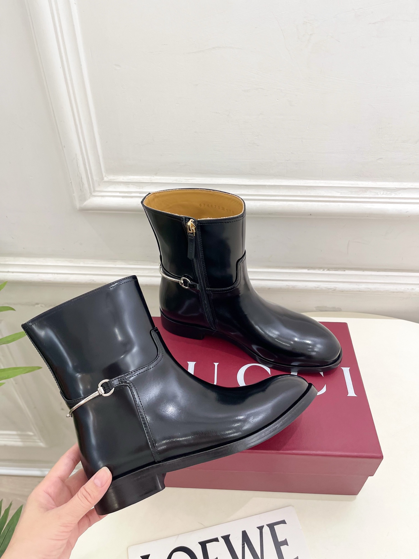 Gucci | 古驰 25𝐬𝐬 ⭐️2025秋冬新品 G家经典长条马衔扣短靴 主打系列终于面世，狠货值得