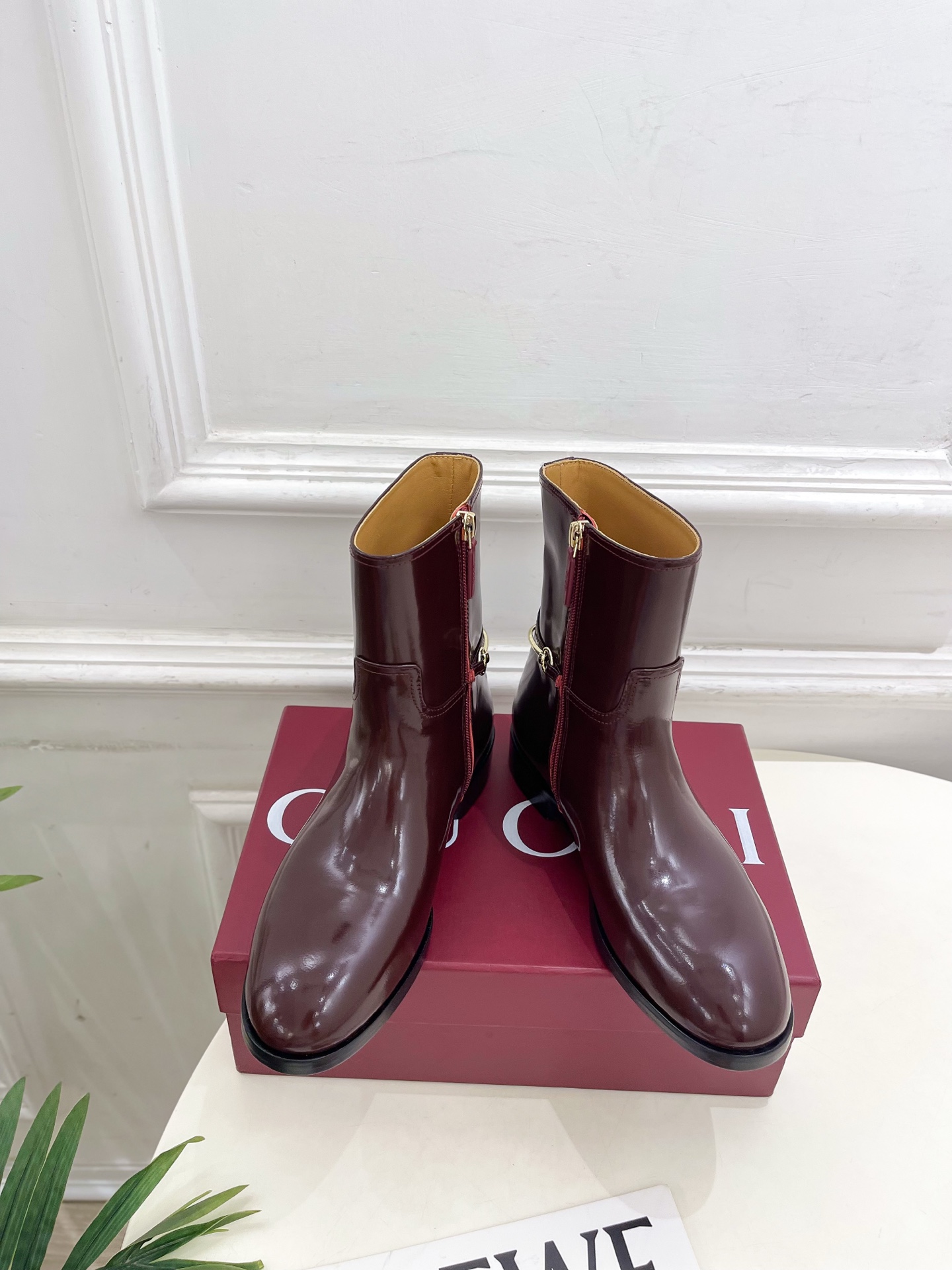 Gucci | 古驰 25𝐬𝐬 ⭐️2025秋冬新品 G家经典长条马衔扣短靴 主打系列终于面世，狠货值得