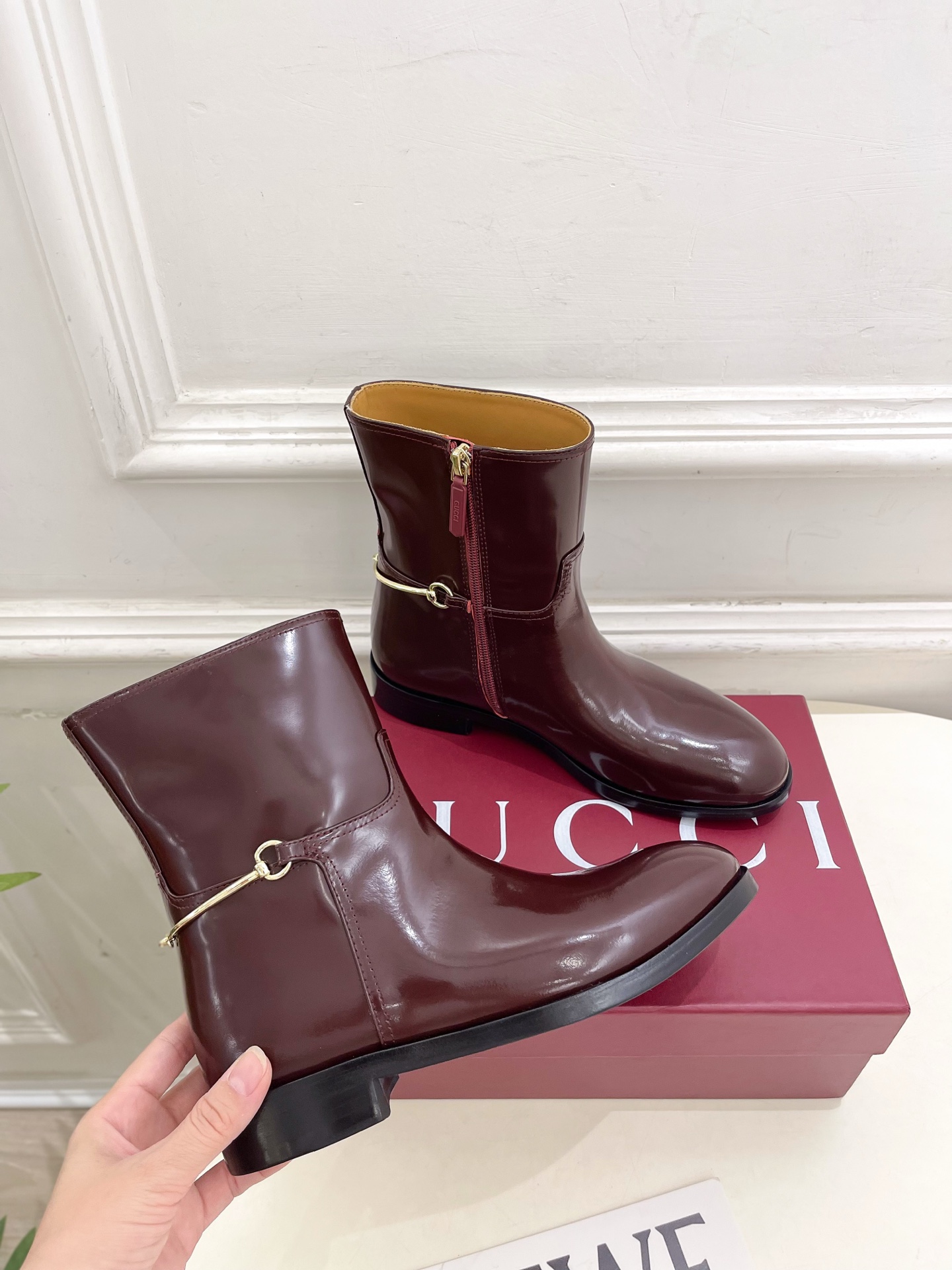 Gucci | 古驰 25𝐬𝐬 ⭐️2025秋冬新品 G家经典长条马衔扣短靴 主打系列终于面世，狠货值得