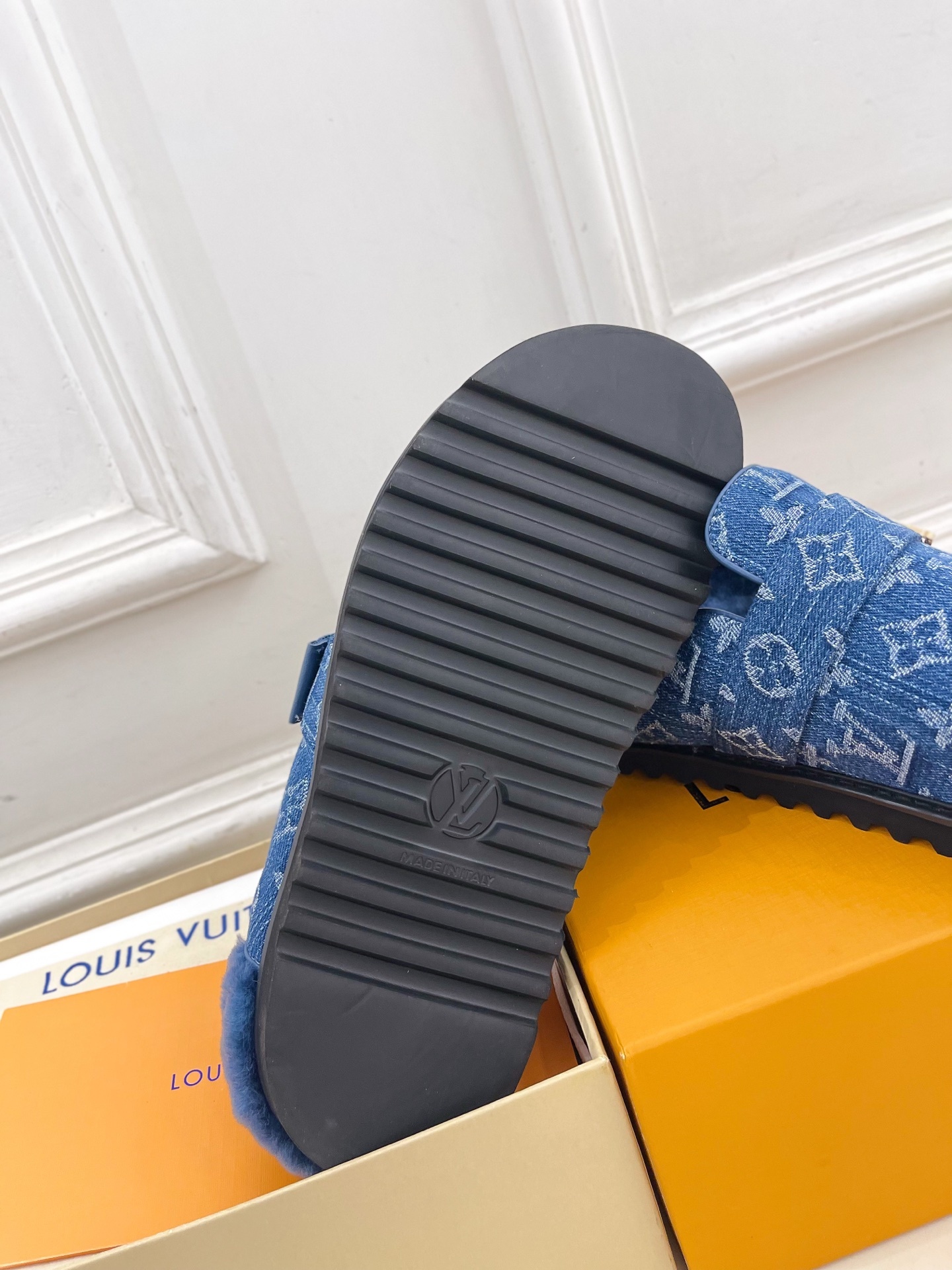 LV | 路易威登 25𝐬𝐬 🧡💚2025 秋冬新款 顶级版本⚠️专柜主打最新款 COSY COMFOR