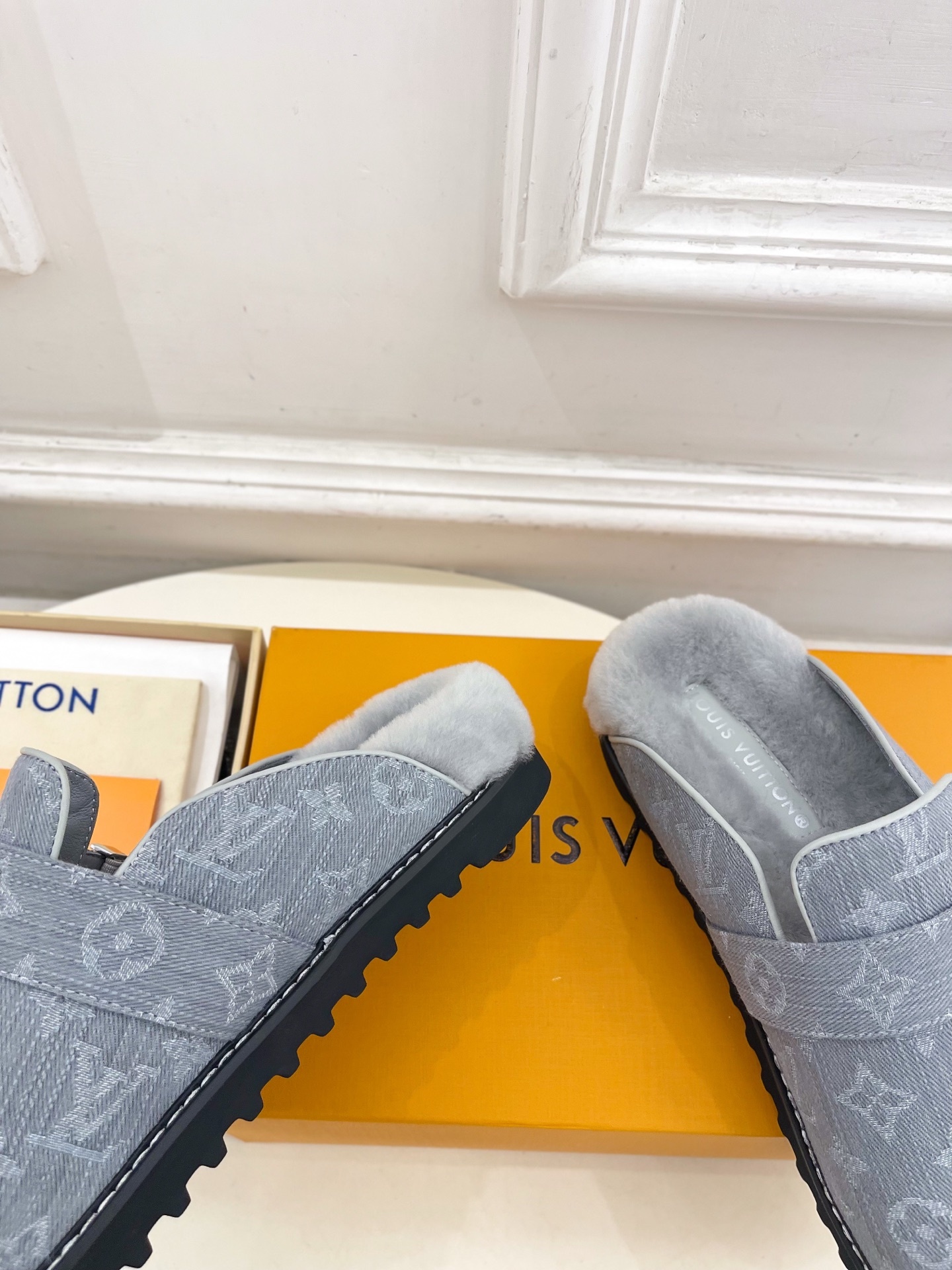 LV | 路易威登 25𝐬𝐬 🧡💚2025 秋冬新款 顶级版本⚠️专柜主打最新款 COSY COMFOR