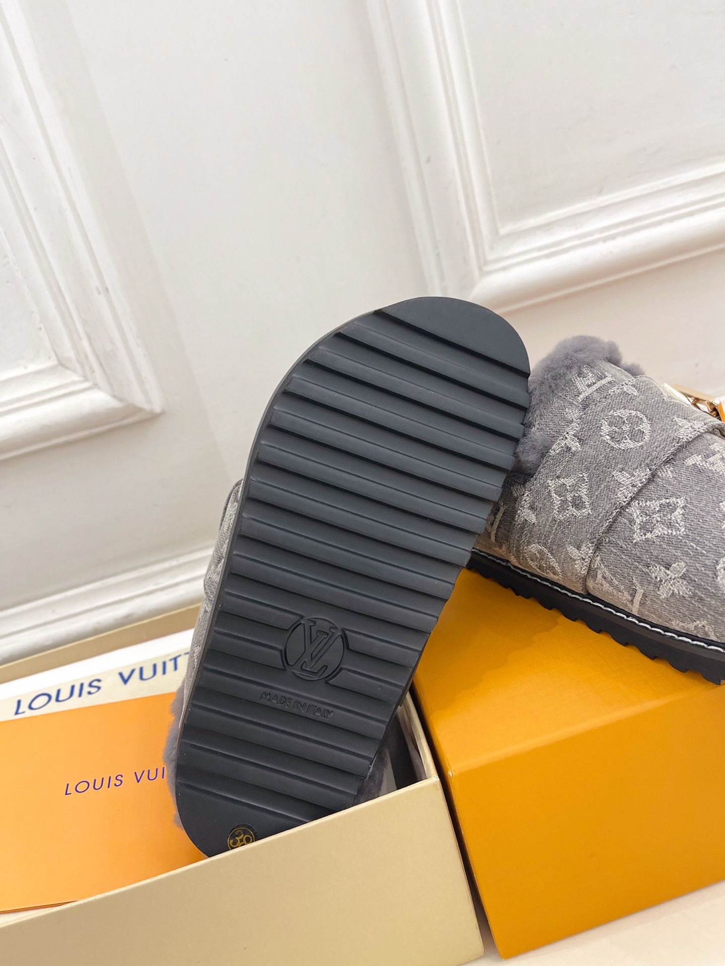 LV | 路易威登 25𝐬𝐬 🧡💚2025 秋冬新款 顶级版本⚠️专柜主打最新款 COSY COMFOR