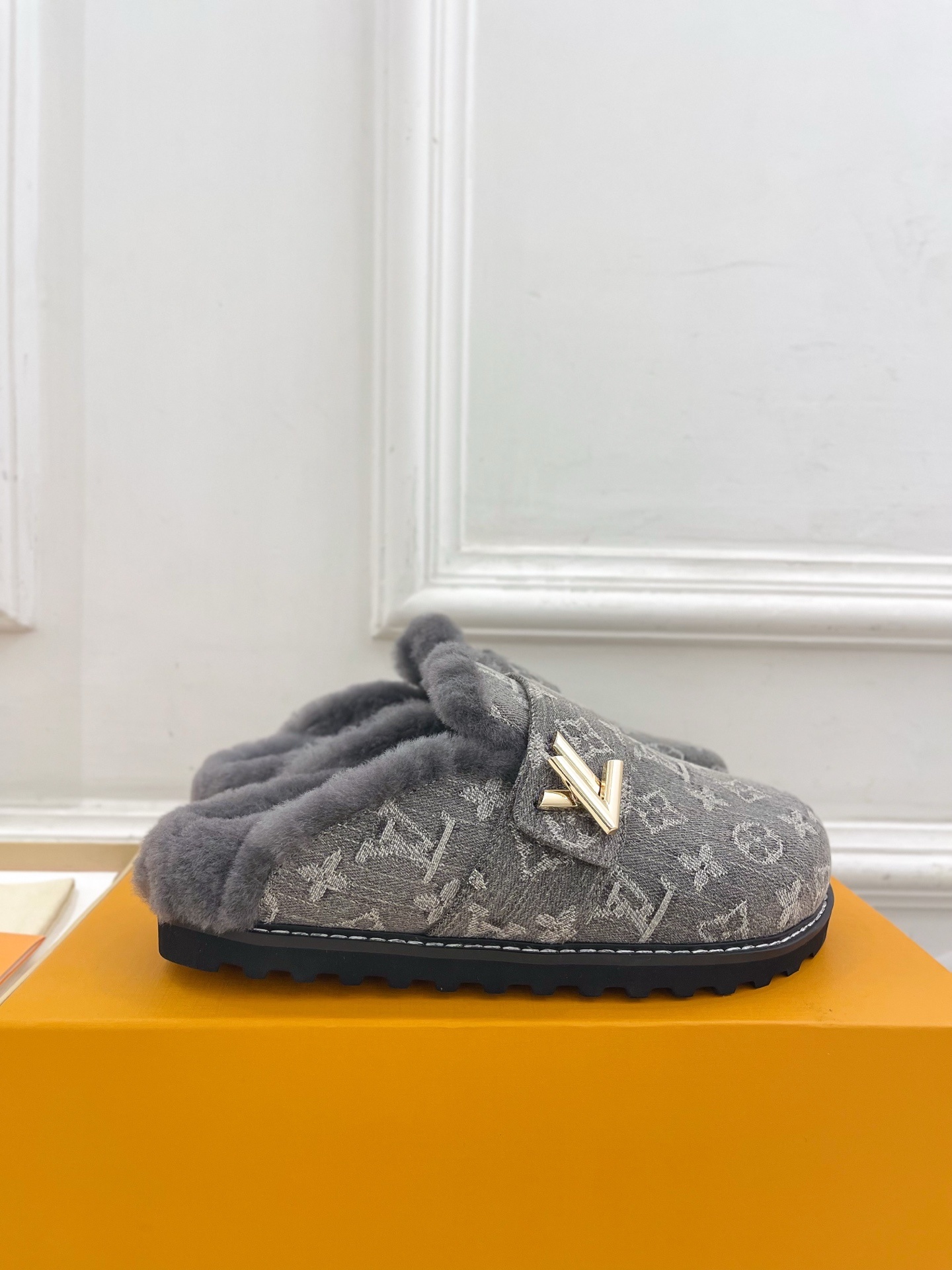 LV | 路易威登 25𝐬𝐬 🧡💚2025 秋冬新款 顶级版本⚠️专柜主打最新款 COSY COMFOR